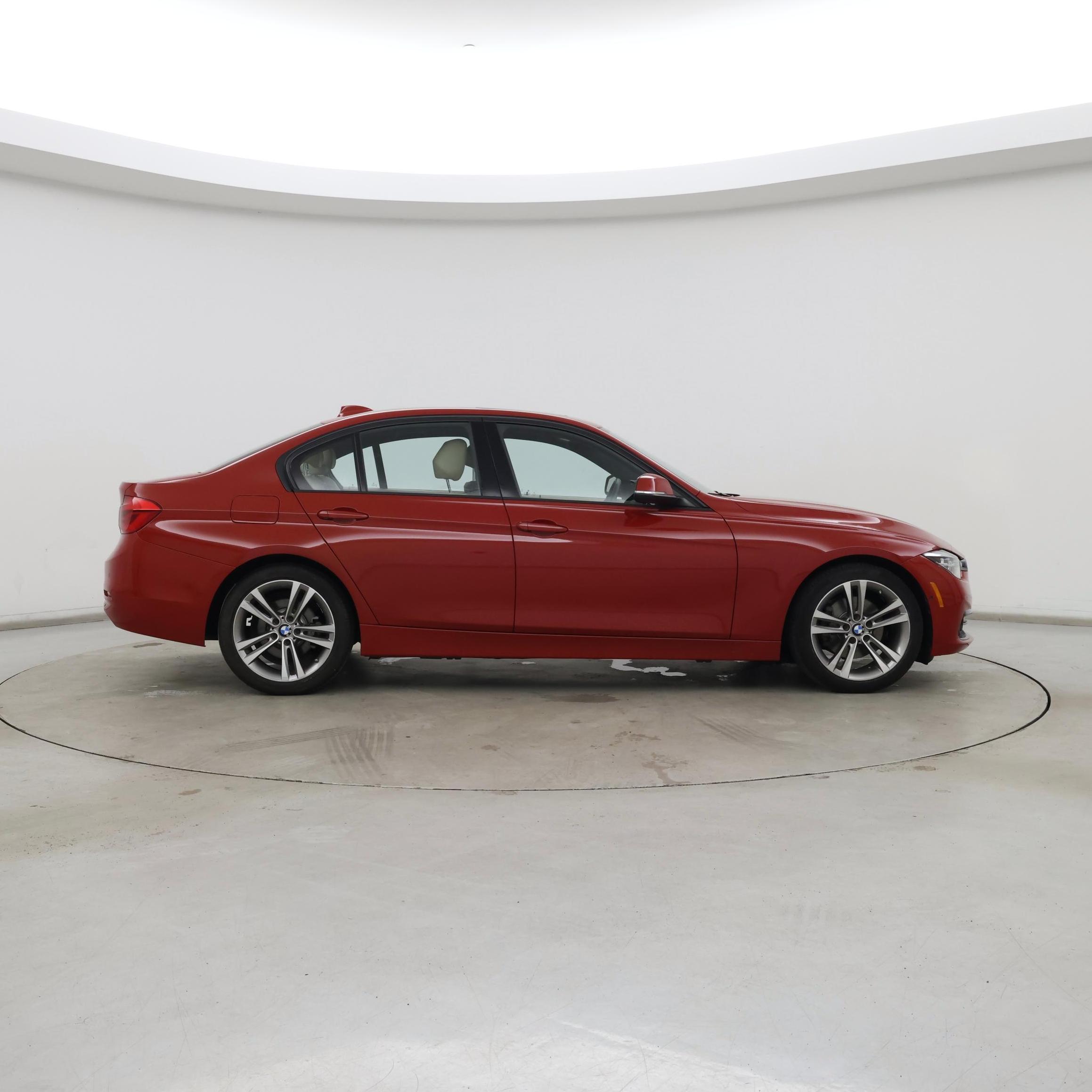 Thumbnail: 2016 BMW 3 Series - 7