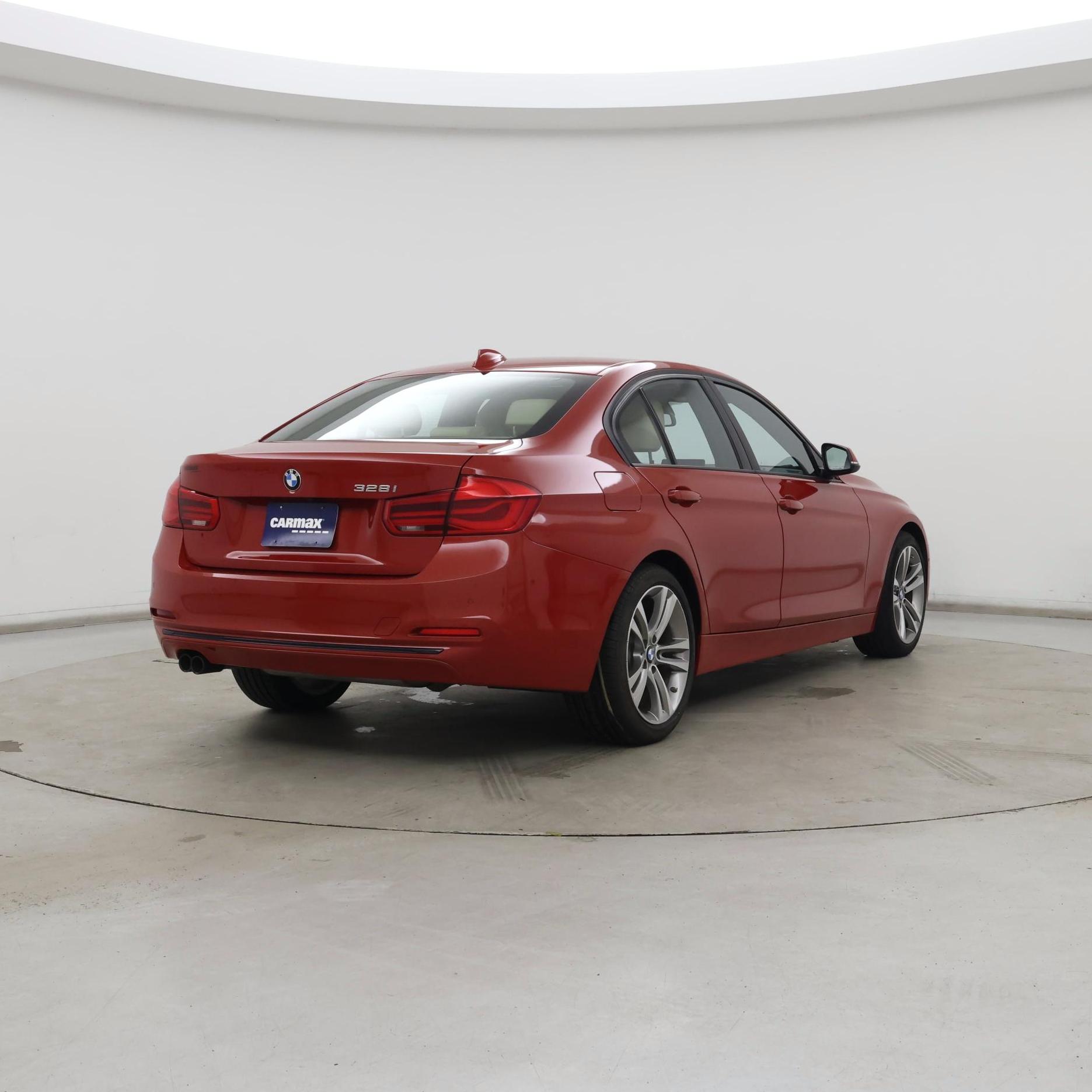 Thumbnail: 2016 BMW 3 Series - 8