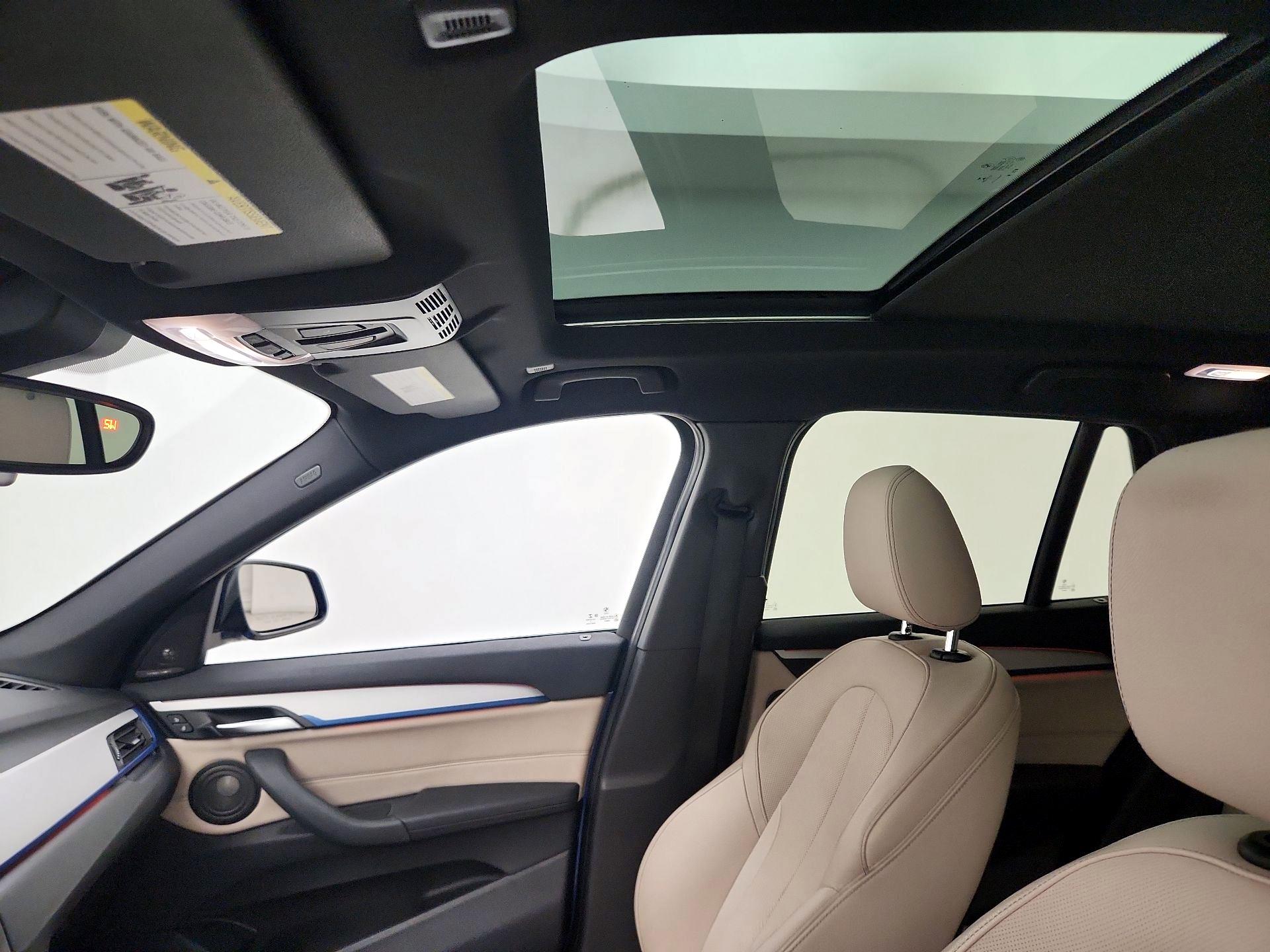 Thumbnail: 2018 BMW X1 - 20