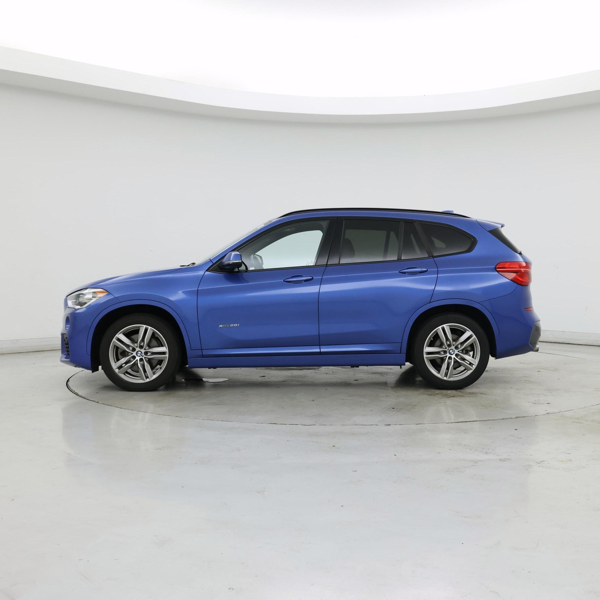 Thumbnail: 2018 BMW X1 - 3
