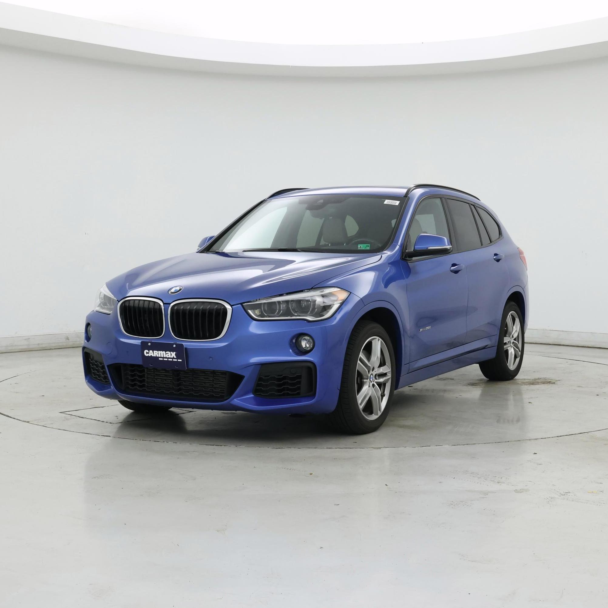Thumbnail: 2018 BMW X1 - 4