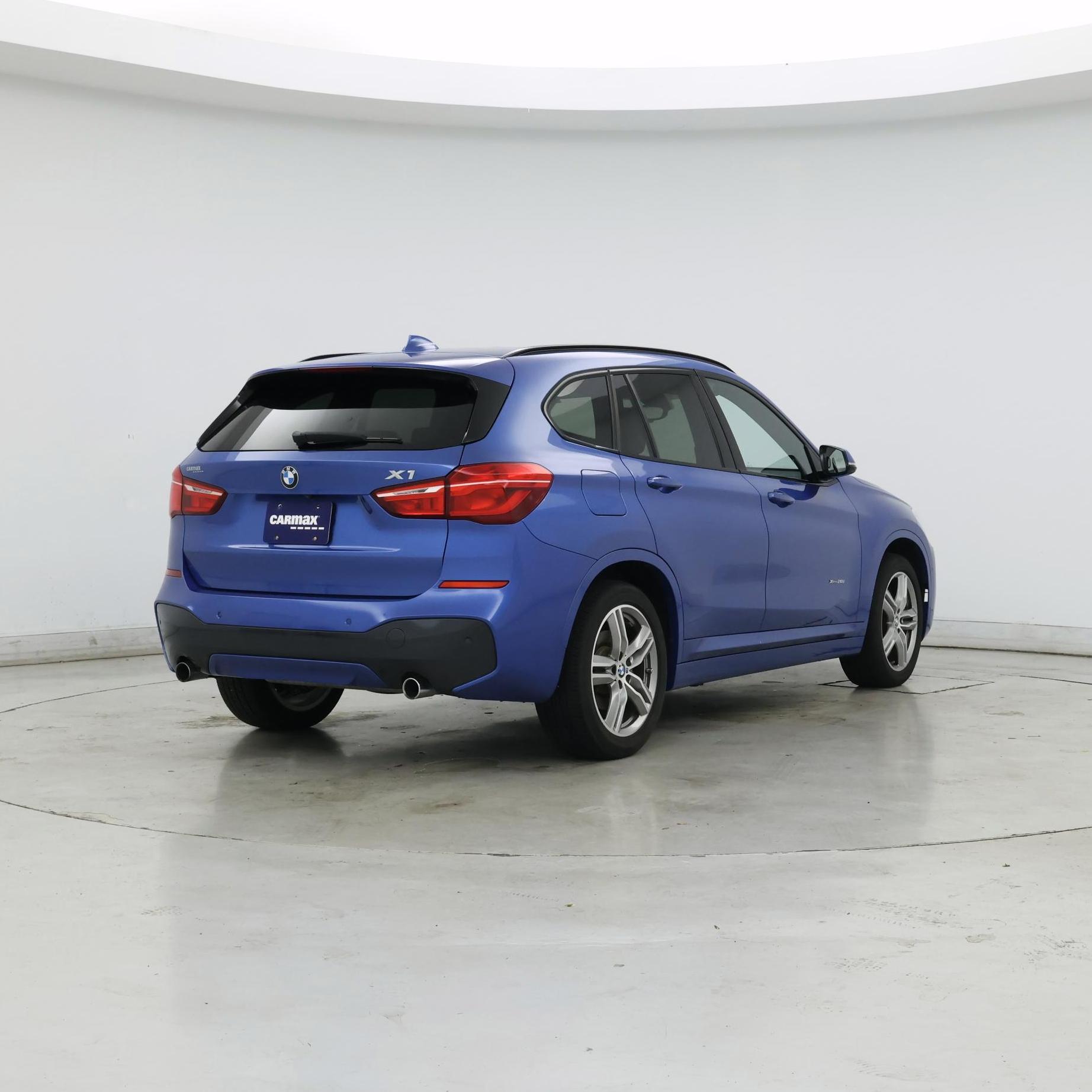 Thumbnail: 2018 BMW X1 - 8