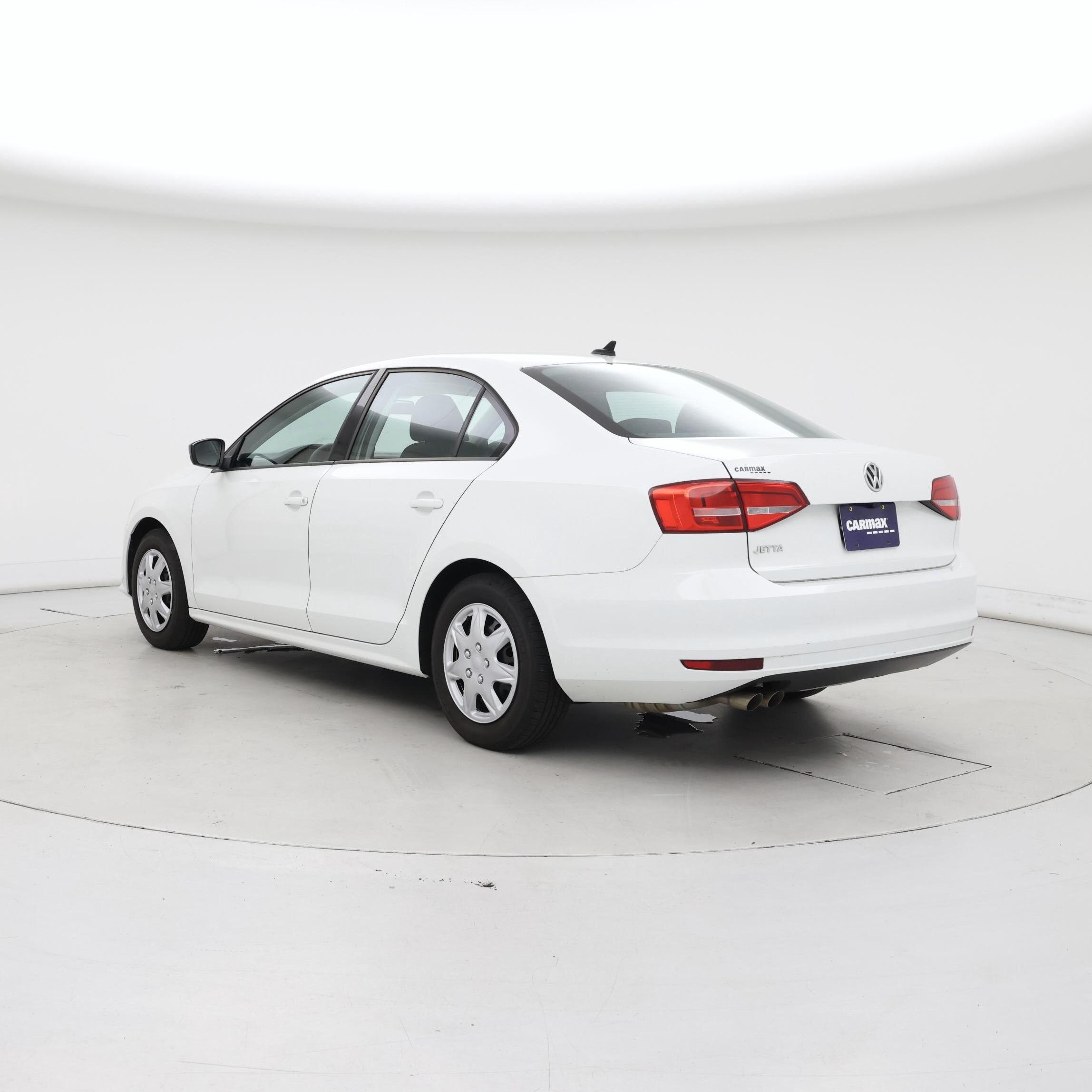 Thumbnail: 2015 Volkswagen Jetta - 2