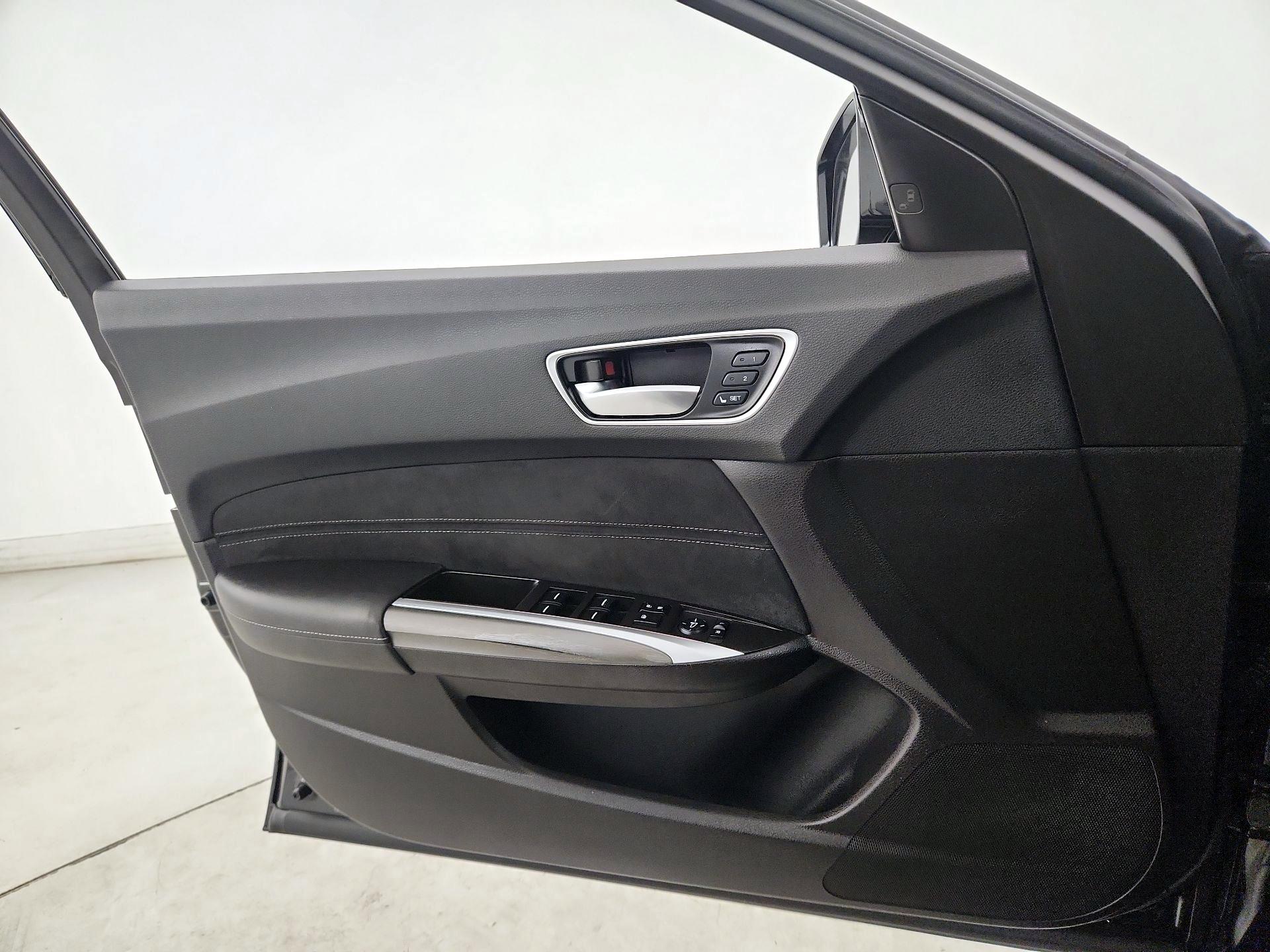 Thumbnail: 2019 Acura TLX - 12