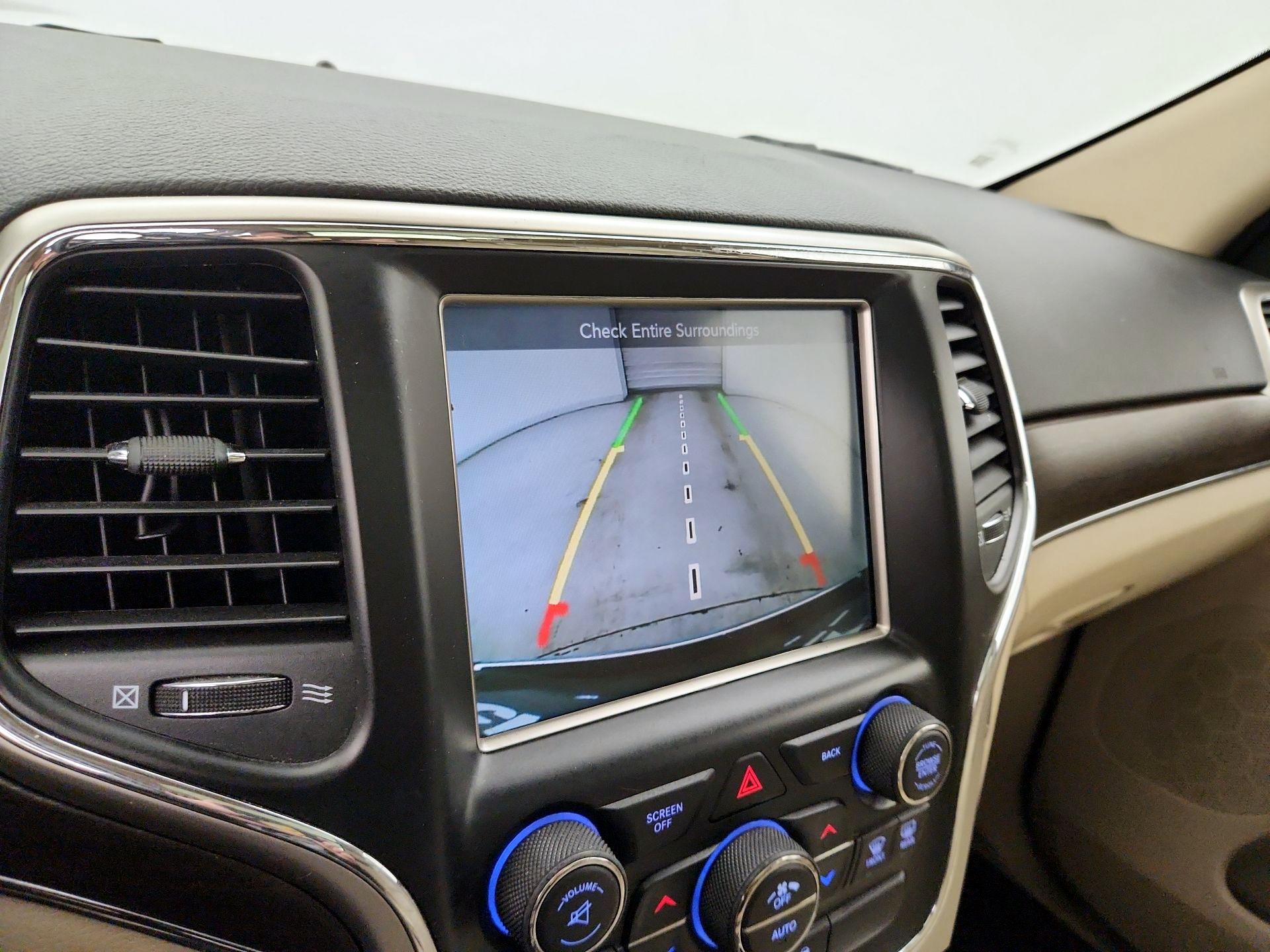 Thumbnail: 2015 Jeep Grand Cherokee - 15