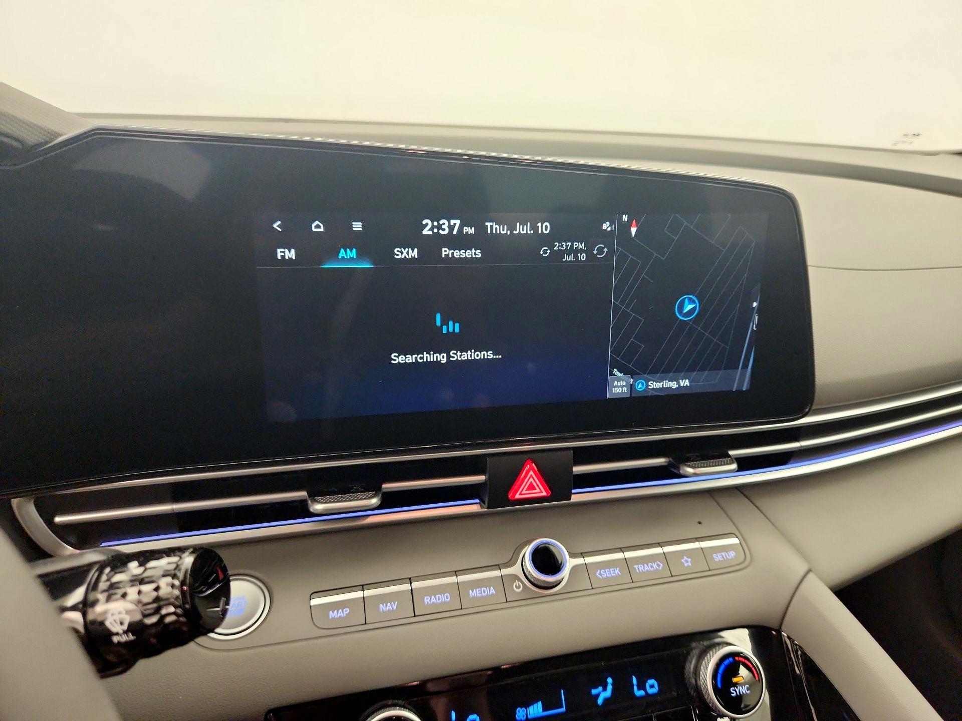 Thumbnail: 2024 Hyundai Elantra - 16