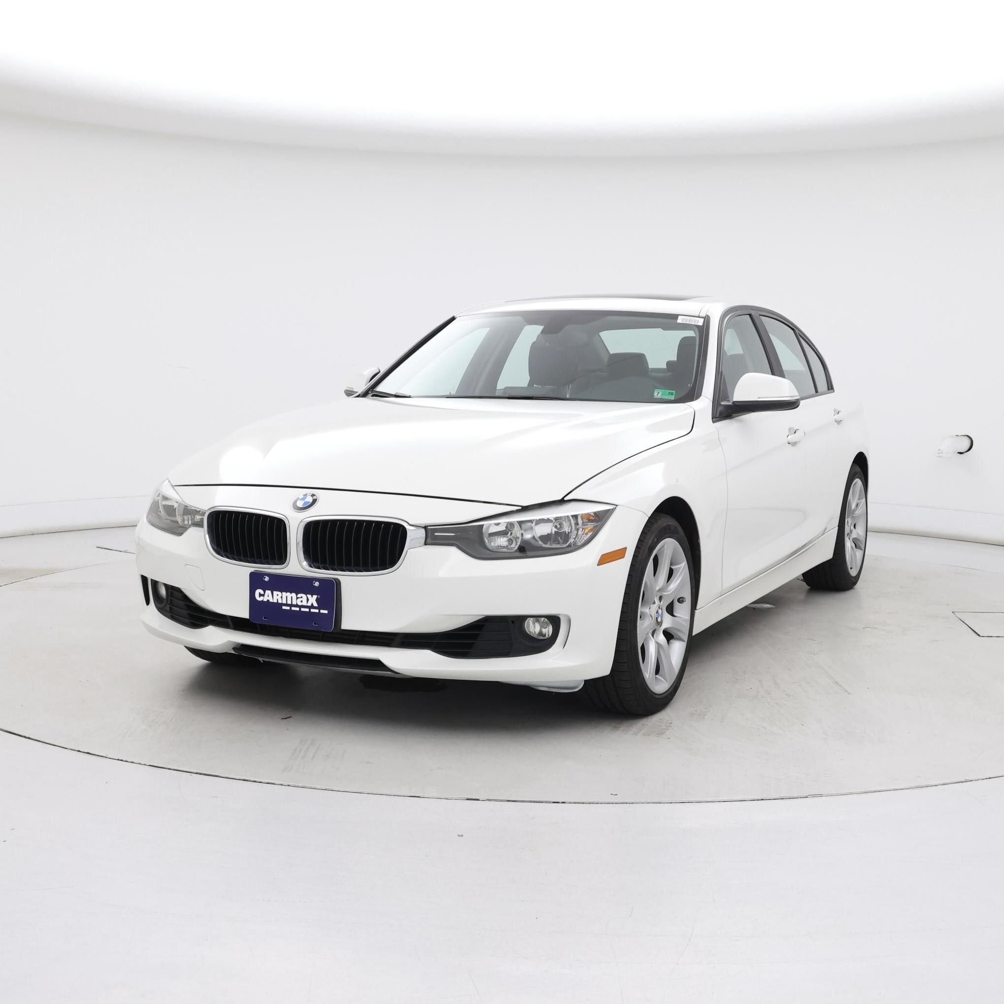Thumbnail: 2015 BMW 3 Series - 4
