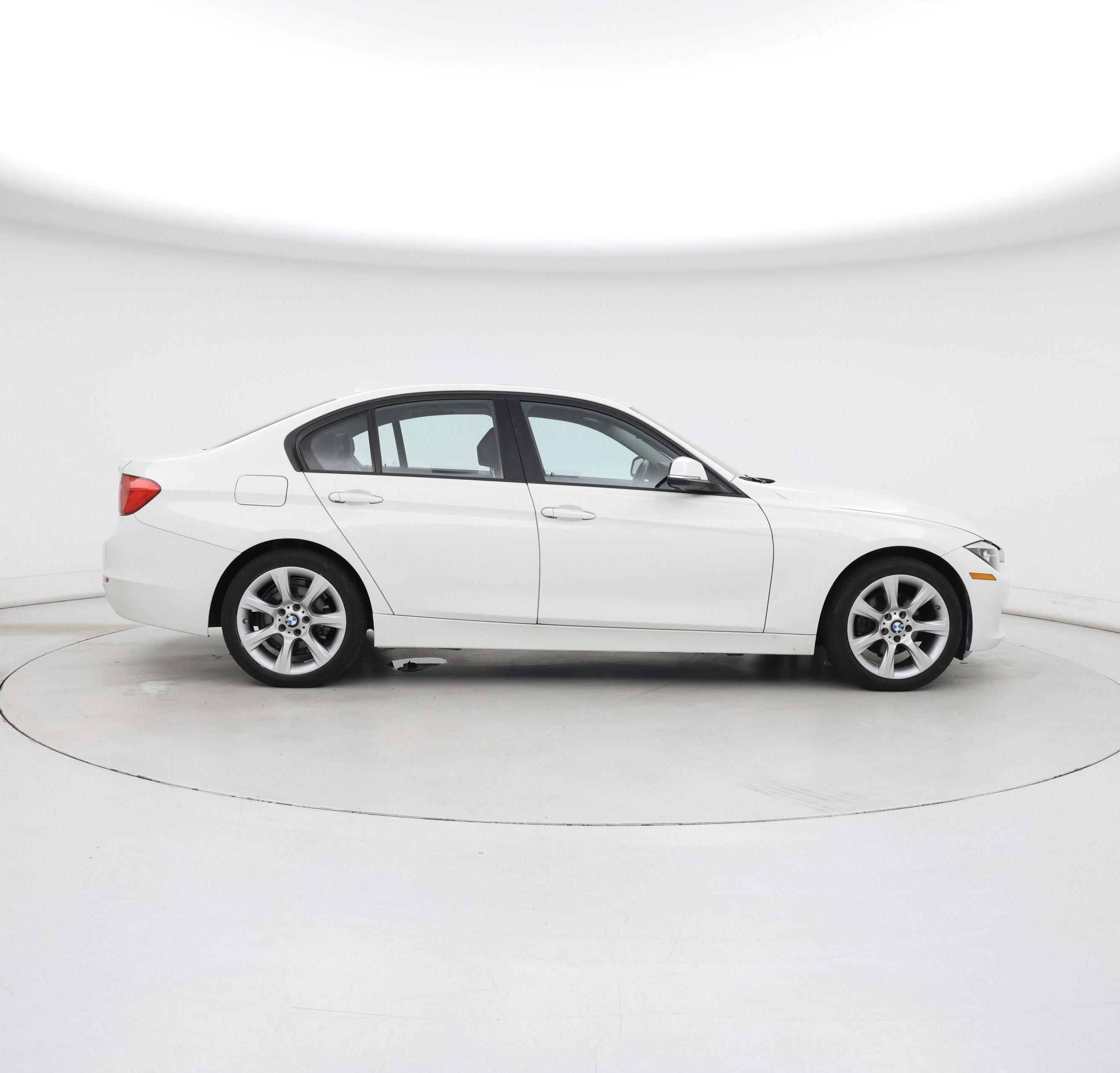 Thumbnail: 2015 BMW 3 Series - 7