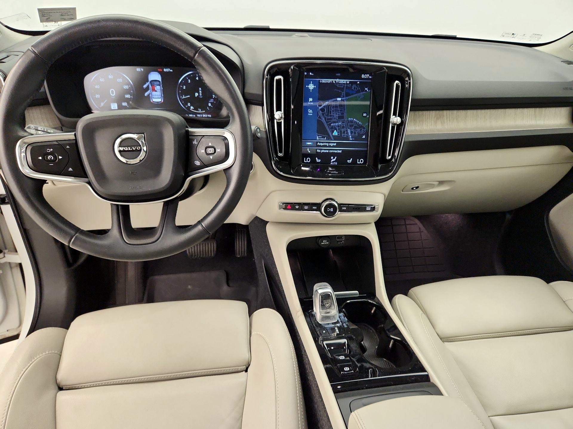Thumbnail: 2020 Volvo XC40 - 9