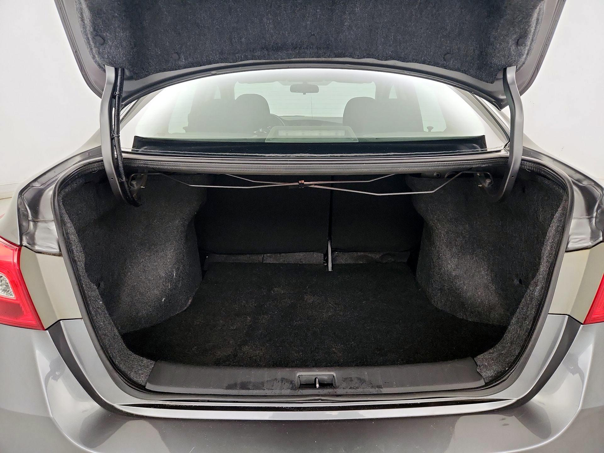 Thumbnail: 2019 Nissan Sentra - 20