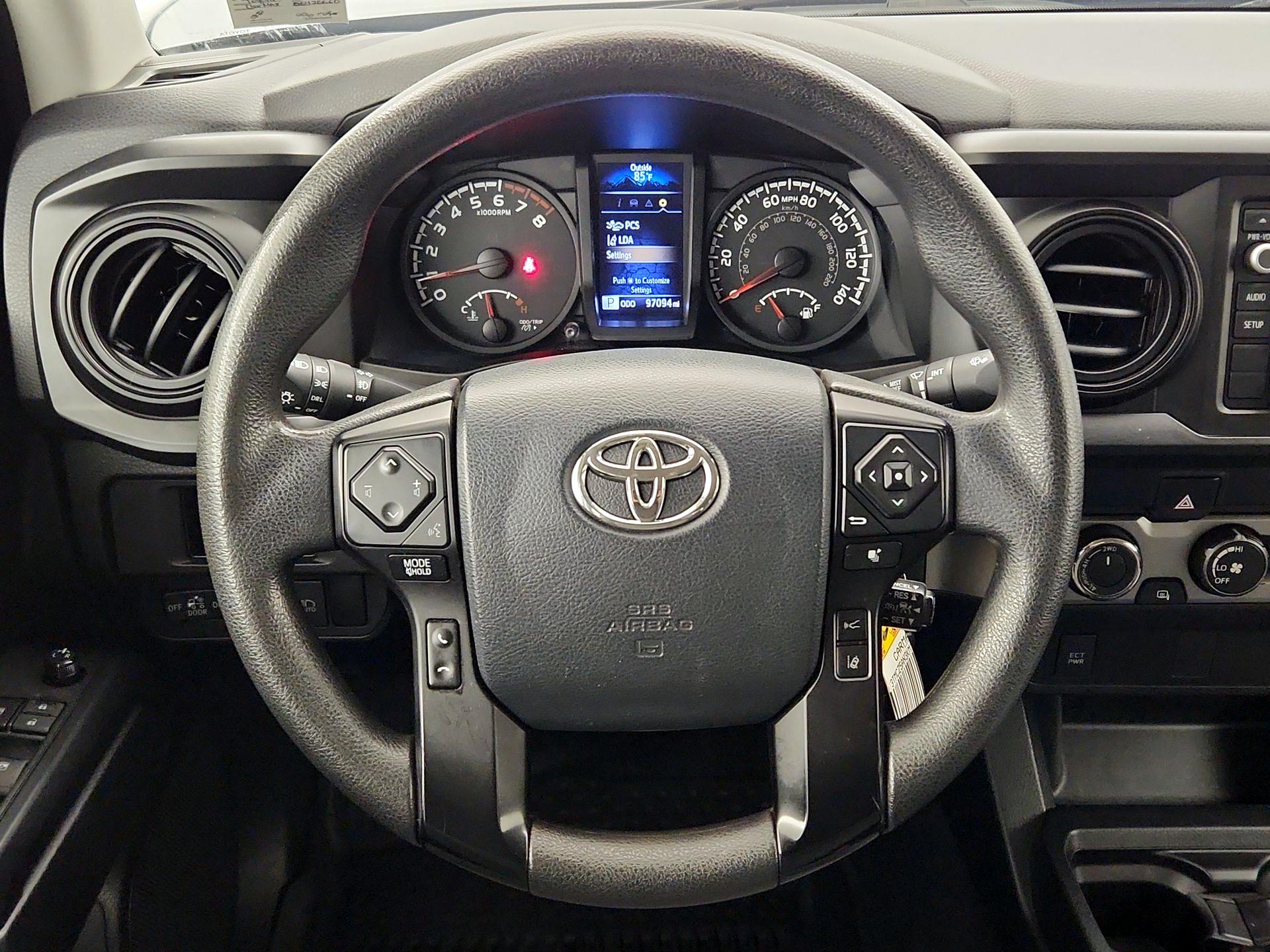 Thumbnail: 2019 Toyota Tacoma - 10