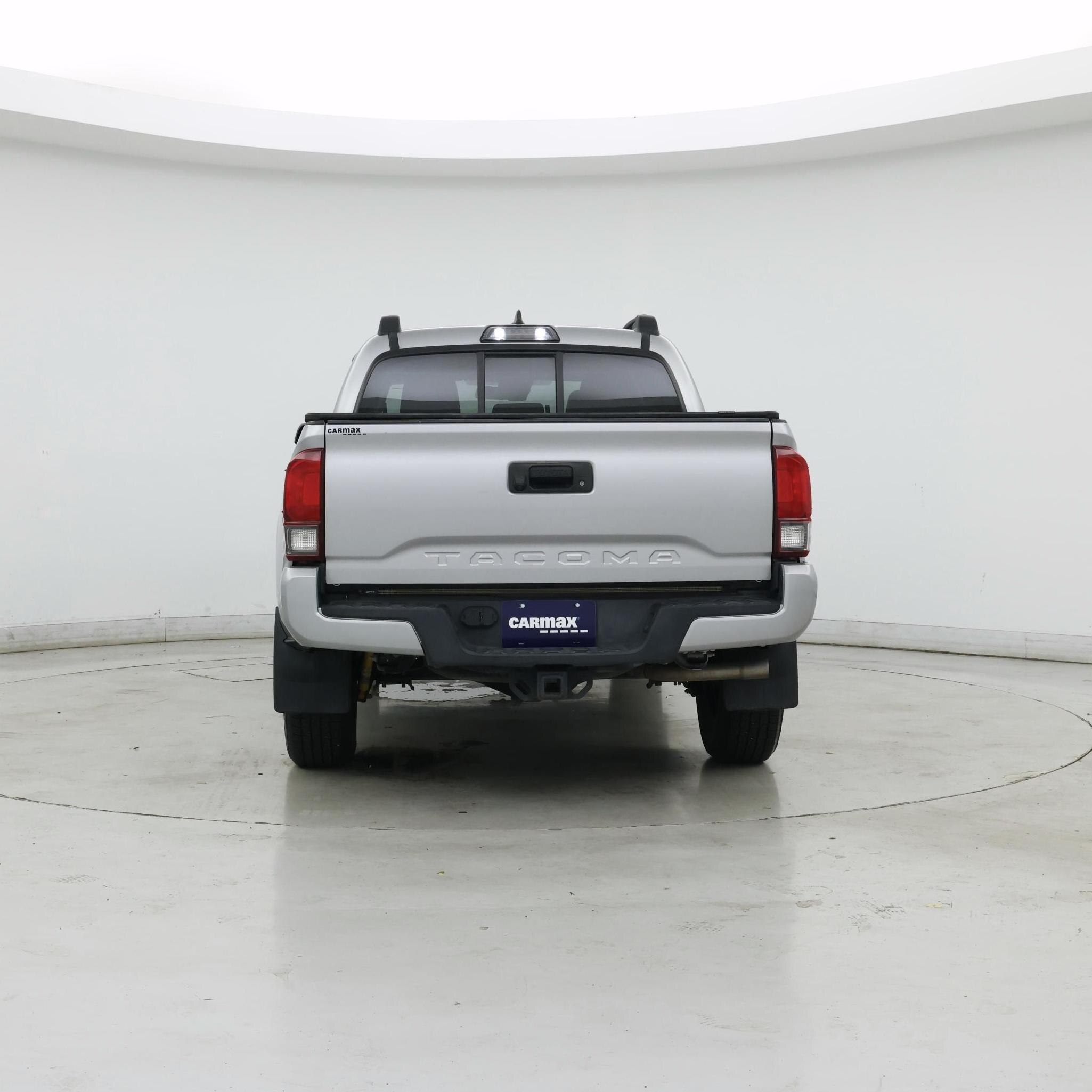 Thumbnail: 2019 Toyota Tacoma - 6