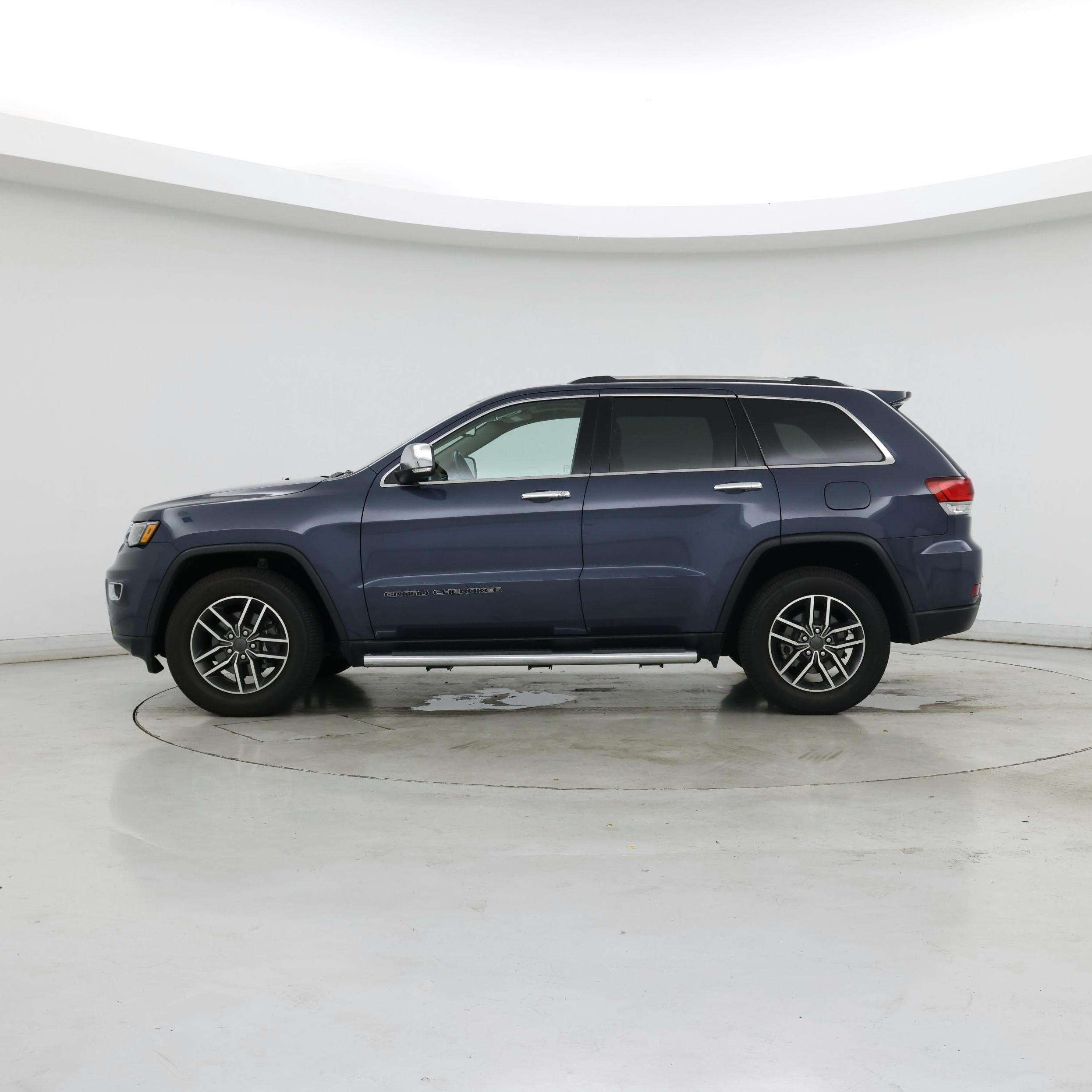 Thumbnail: 2020 Jeep Grand Cherokee - 3