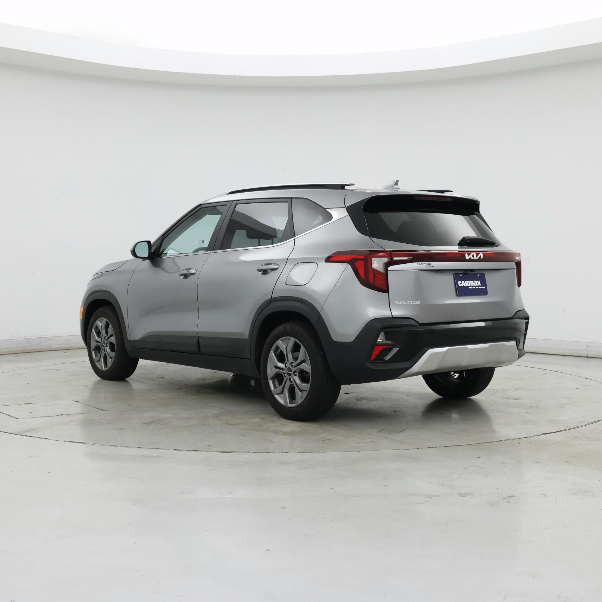 Thumbnail: 2024 Kia Seltos - 2