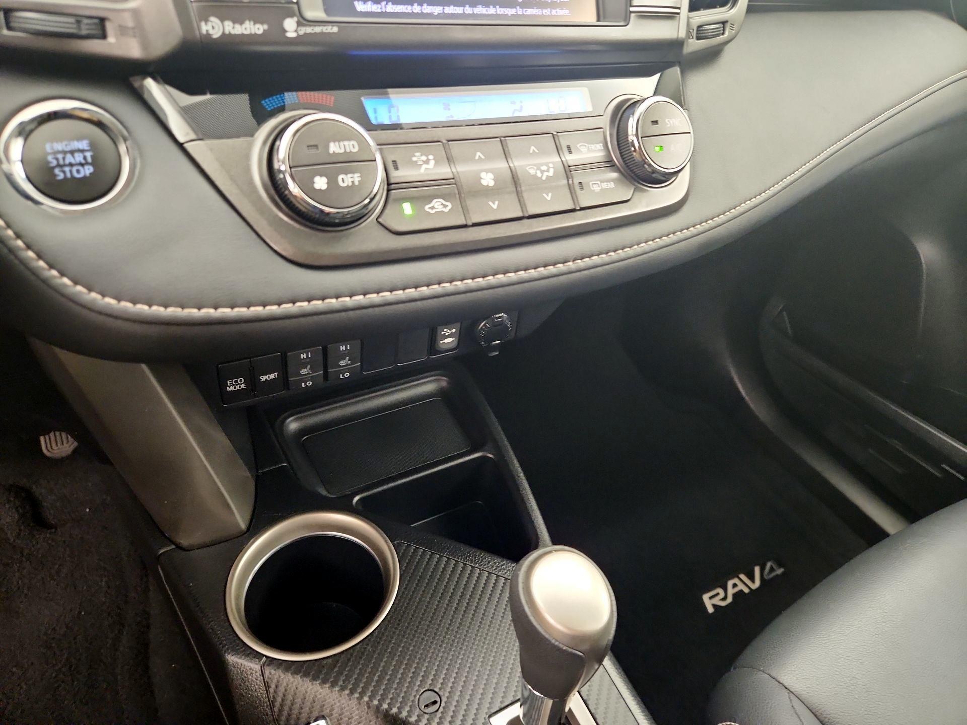 Thumbnail: 2014 Toyota RAV4 - 17