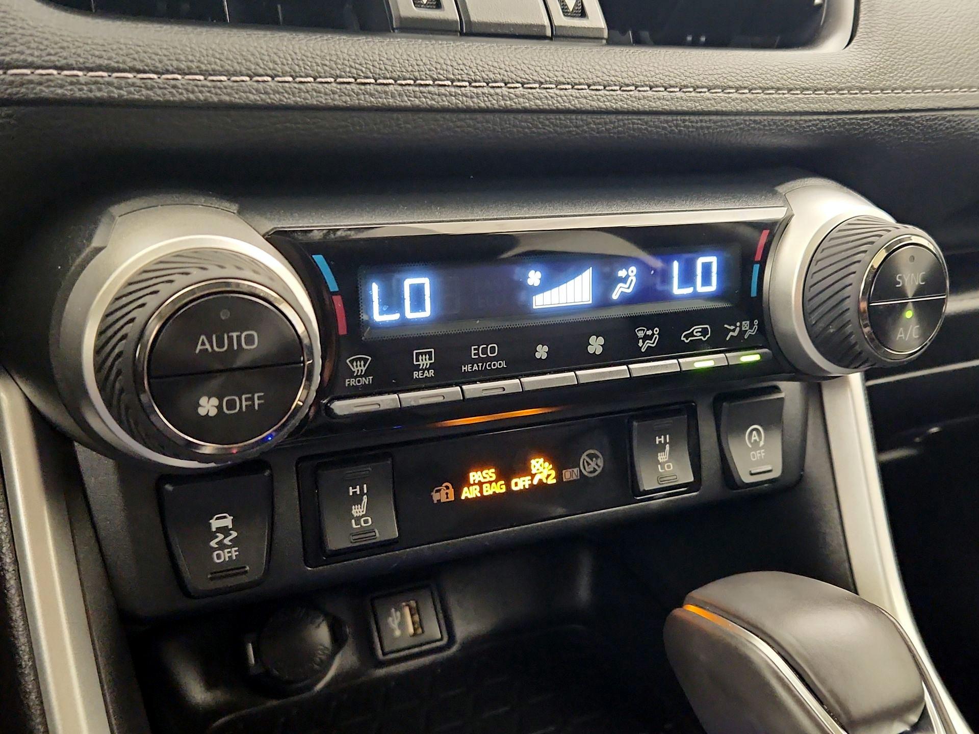 Thumbnail: 2023 Toyota RAV4 - 16