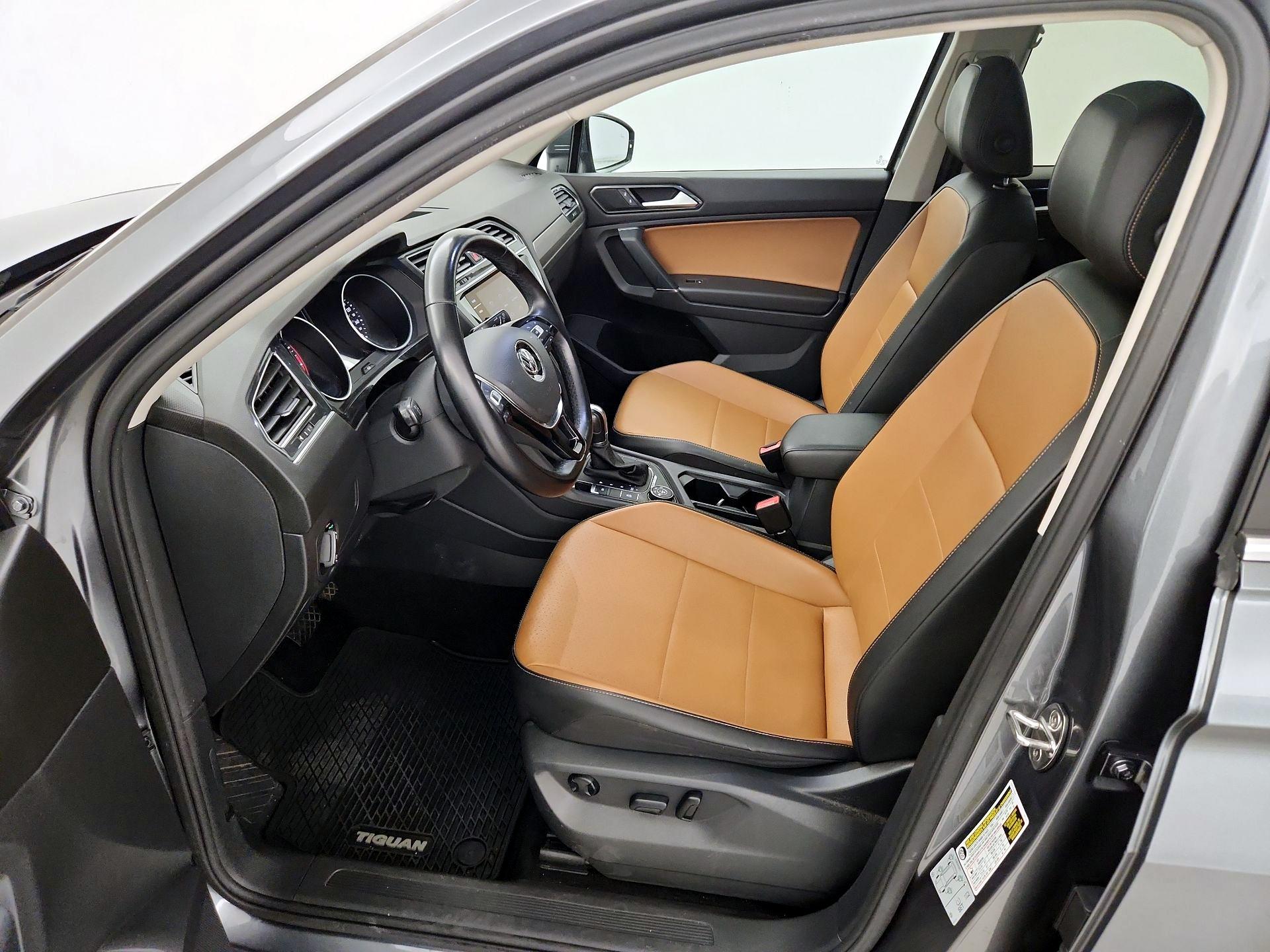Thumbnail: 2018 Volkswagen Tiguan - 11