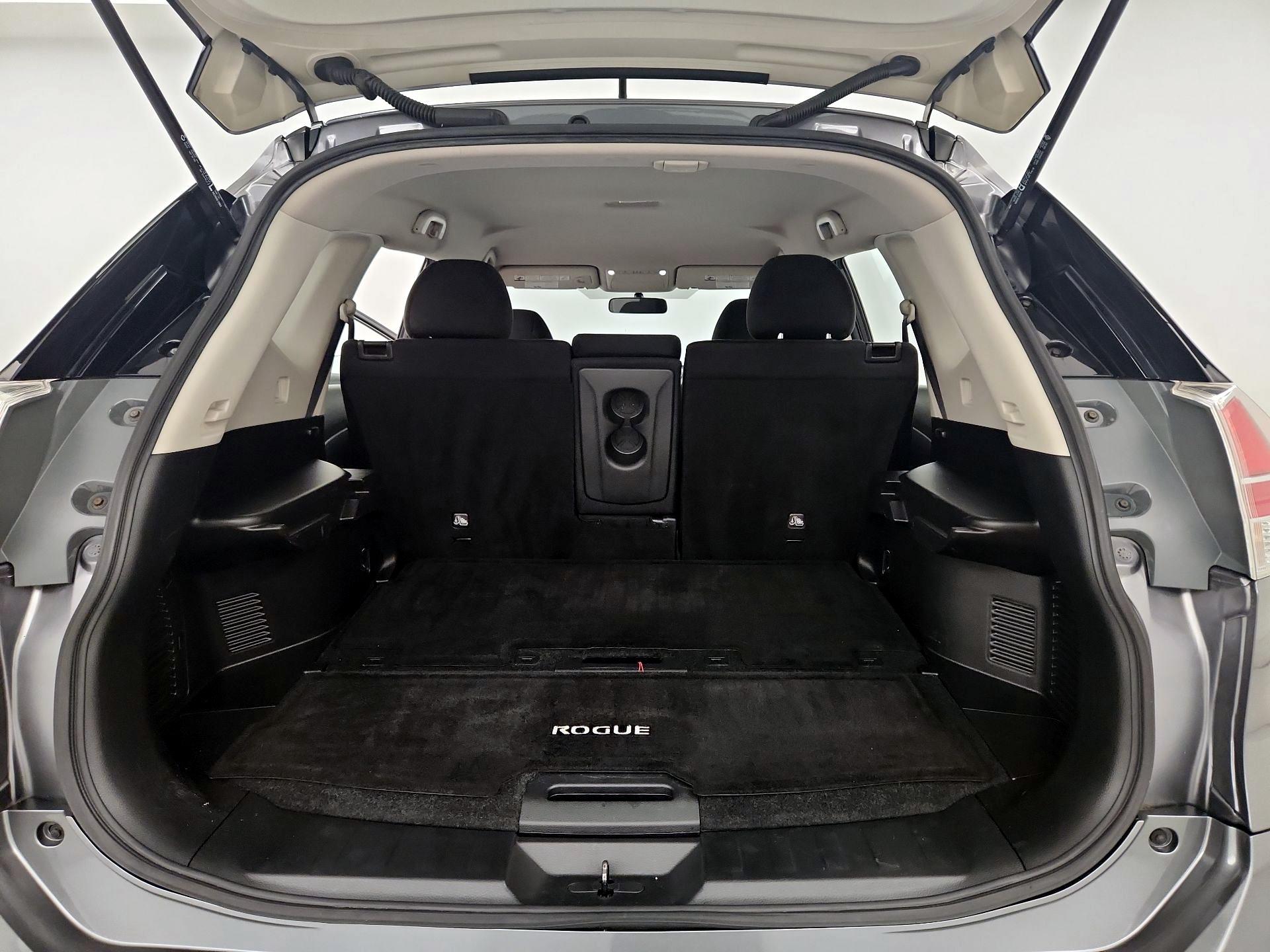 Thumbnail: 2015 Nissan Rogue - 20