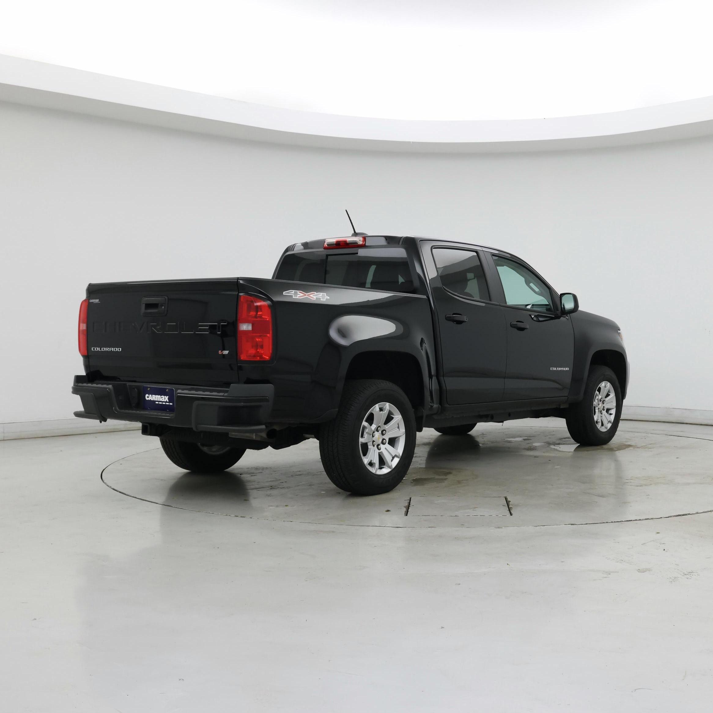 Thumbnail: 2022 Chevrolet Colorado - 8