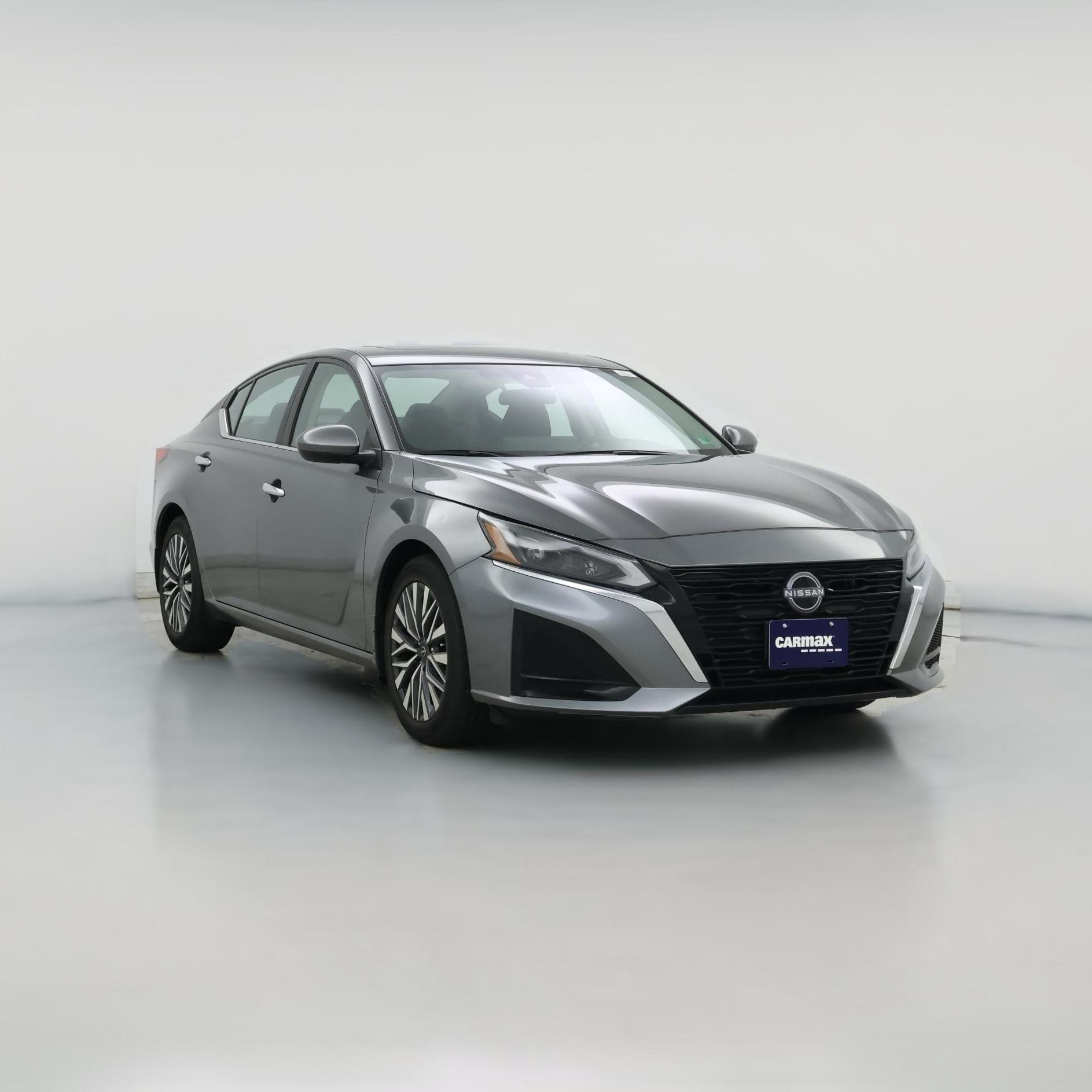 Thumbnail: 2023 Nissan Altima - 1