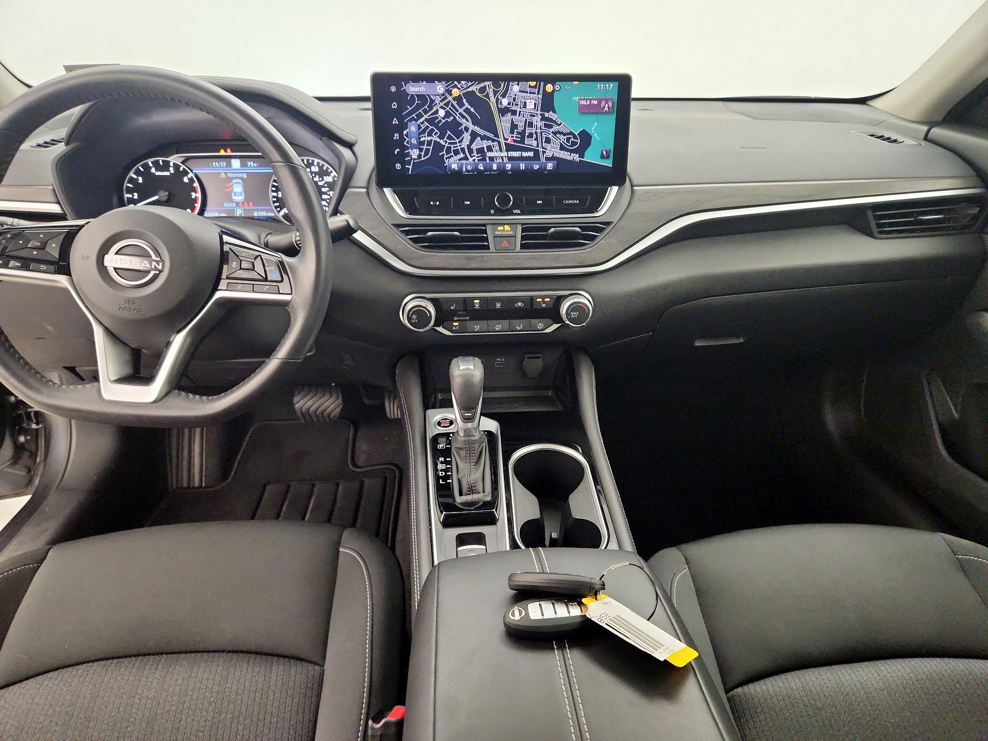 Thumbnail: 2023 Nissan Altima - 9