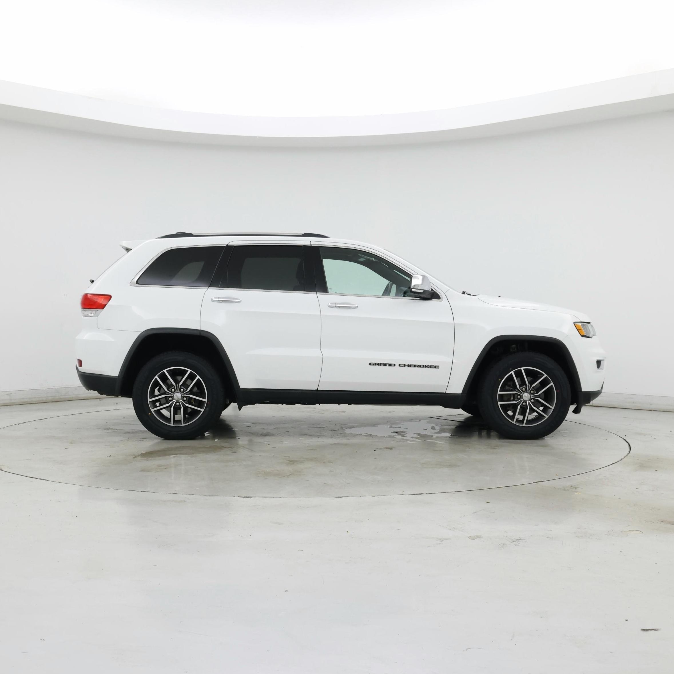 Thumbnail: 2017 Jeep Grand Cherokee - 7