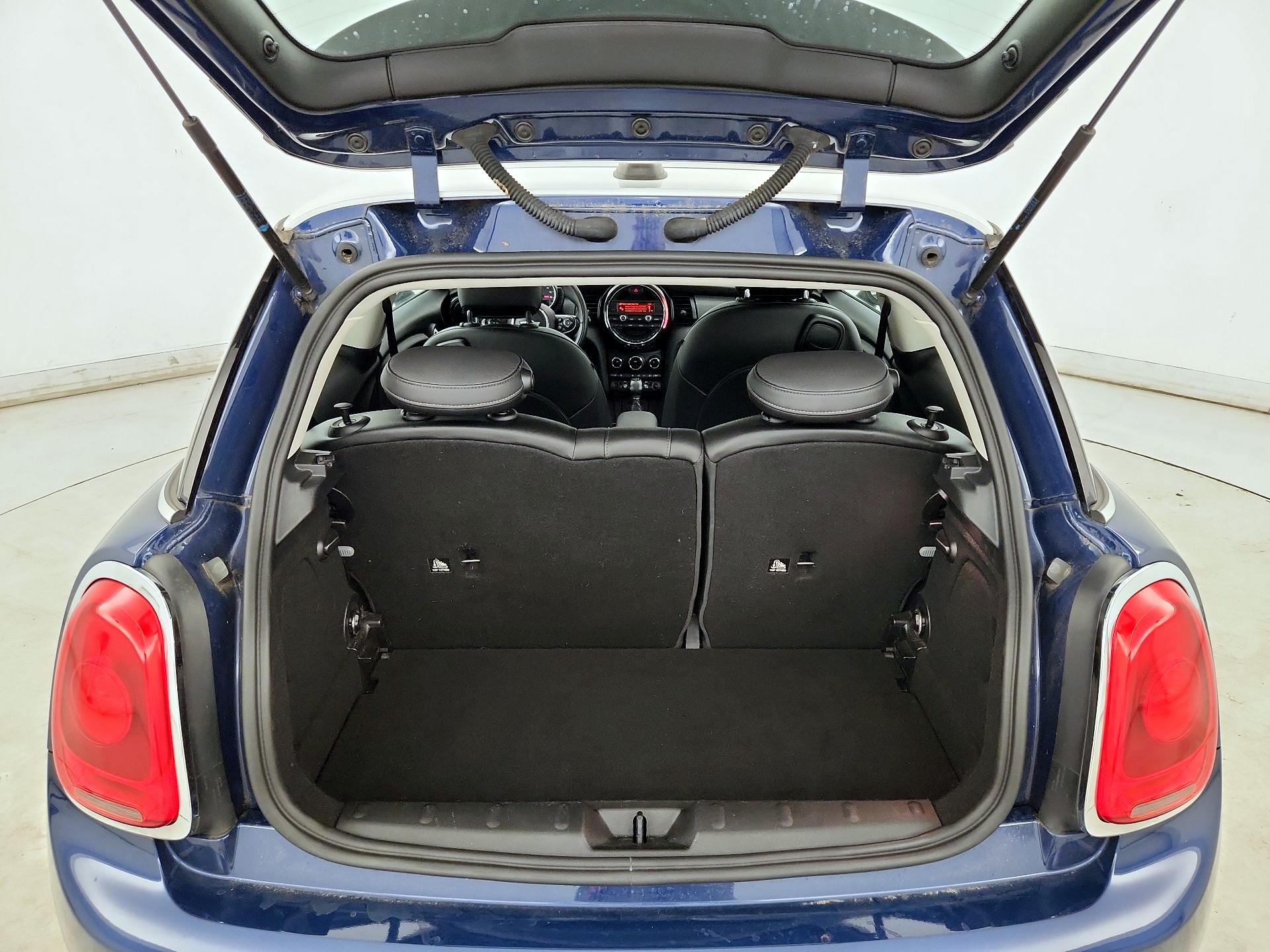Thumbnail: 2015 MINI Cooper Hardtop - 20