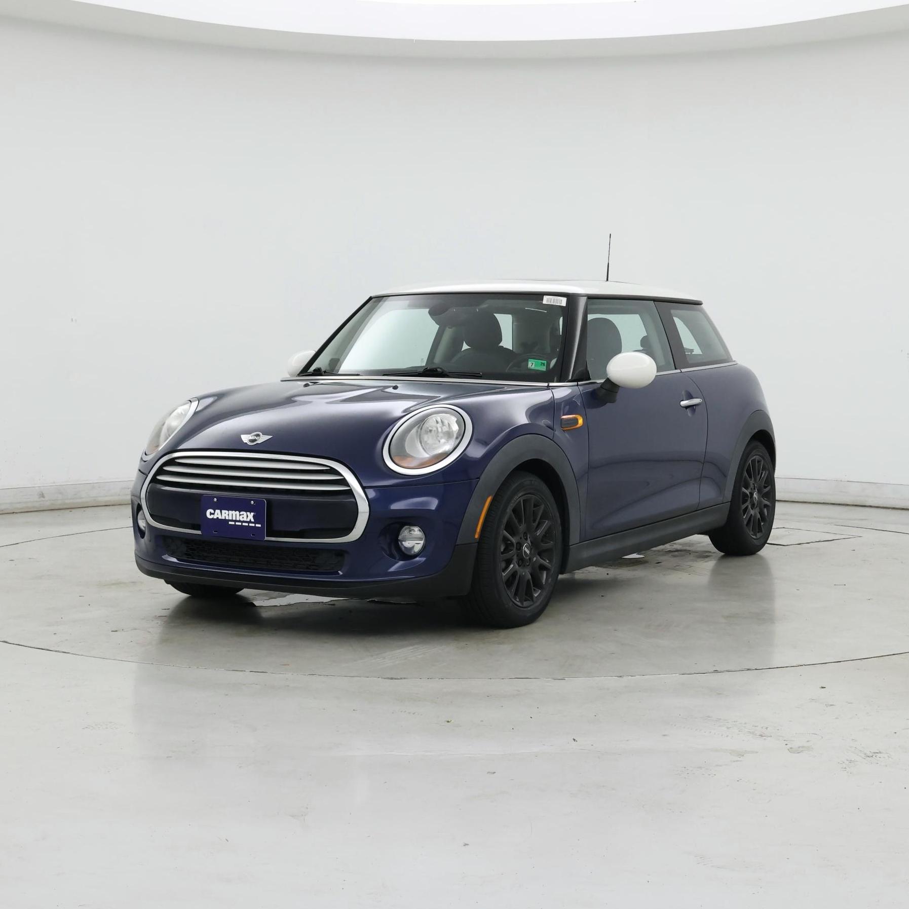 Thumbnail: 2015 MINI Cooper Hardtop - 4