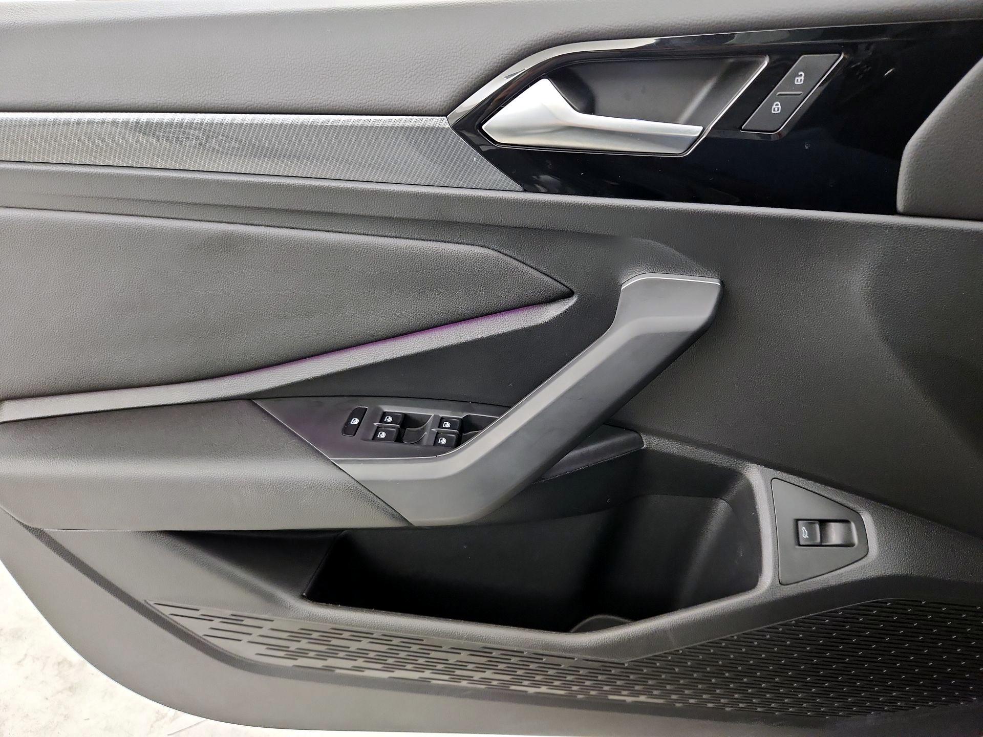 Thumbnail: 2020 Volkswagen Jetta - 12