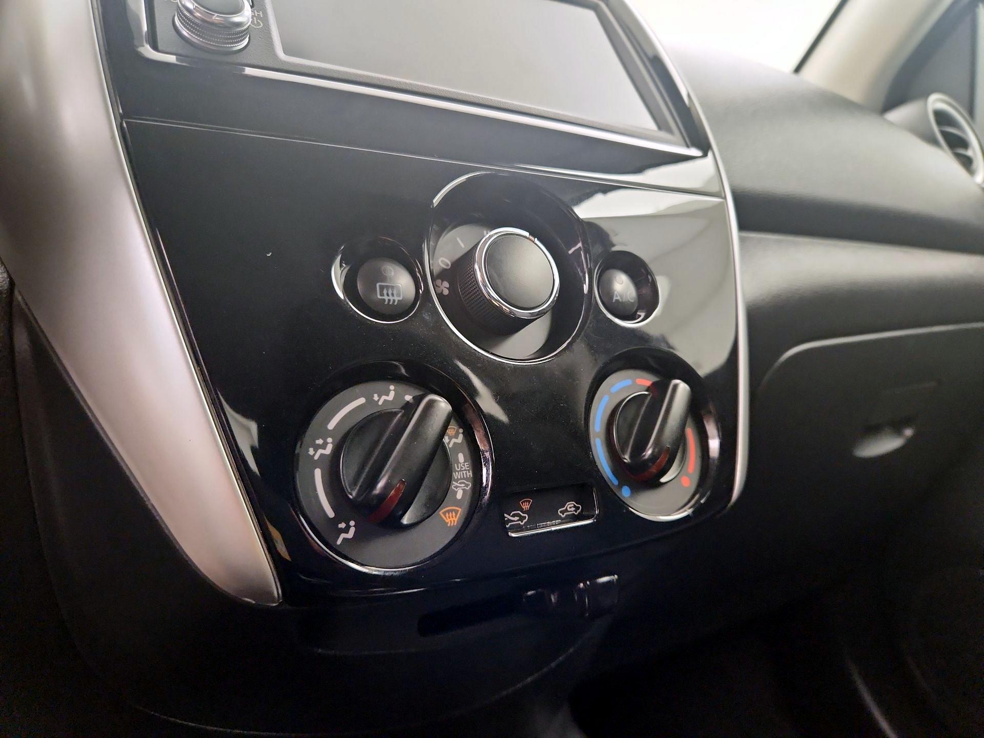 Thumbnail: 2019 Nissan Versa - 15