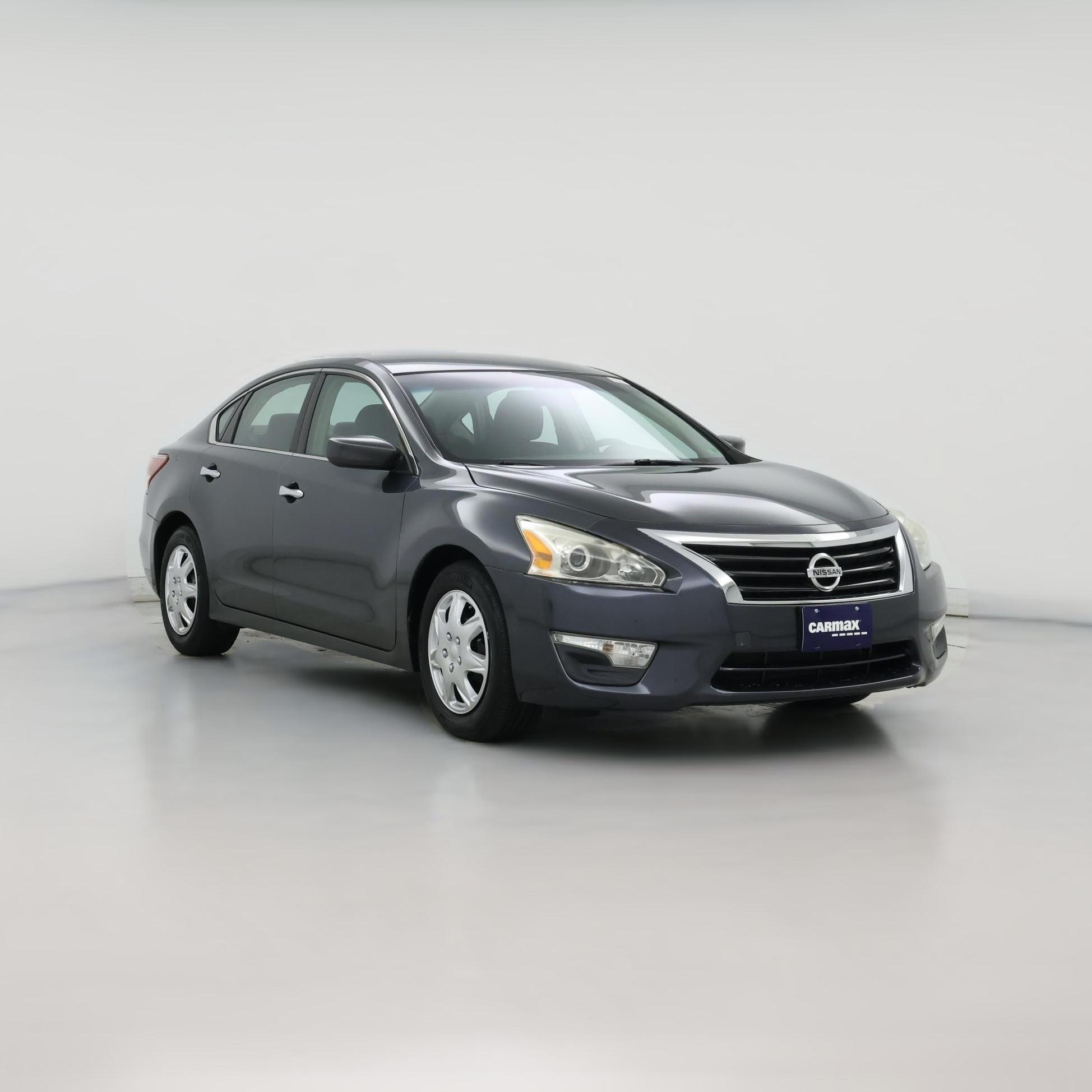 Thumbnail: 2013 Nissan Altima - 1