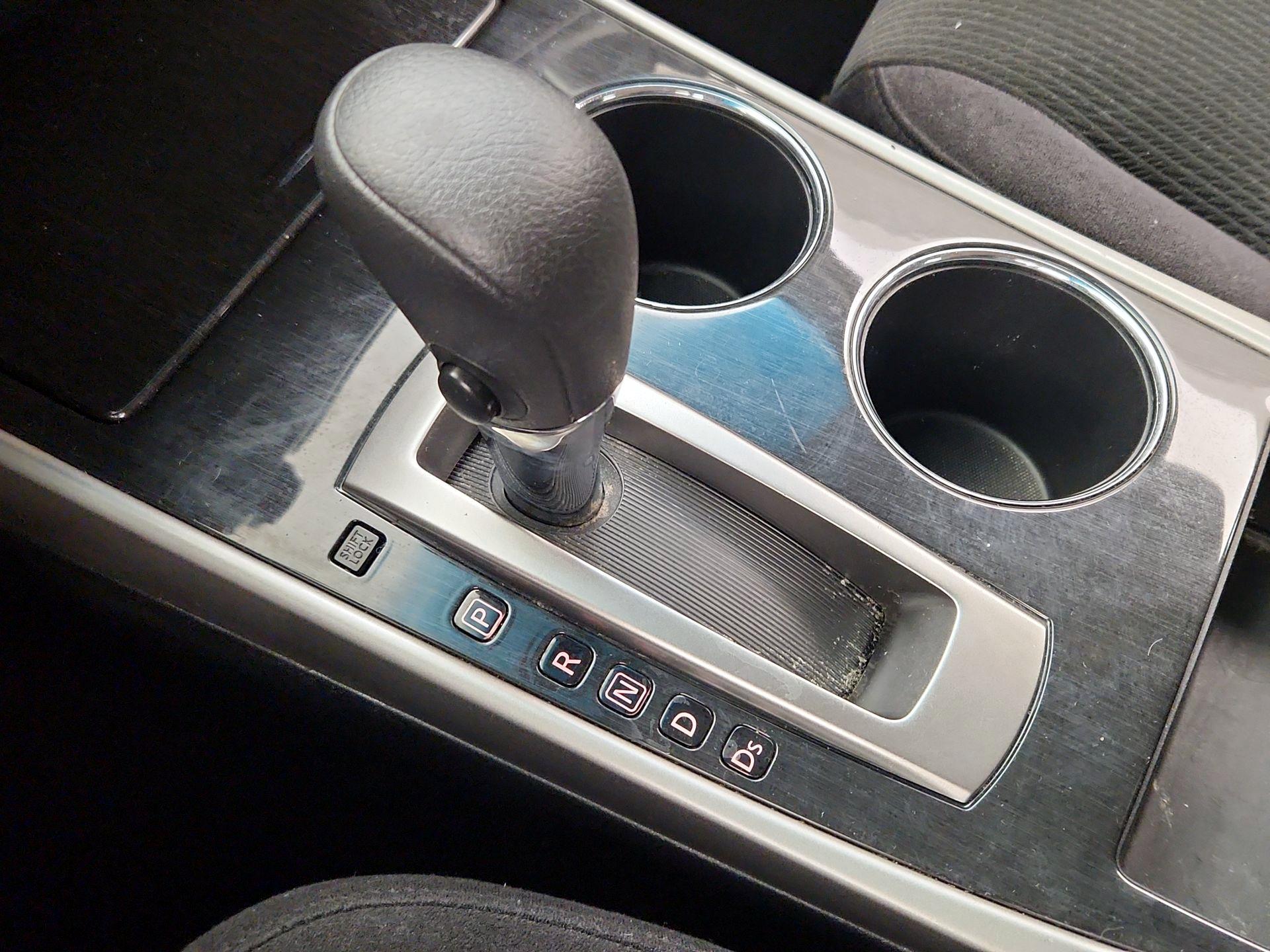 Thumbnail: 2013 Nissan Altima - 16