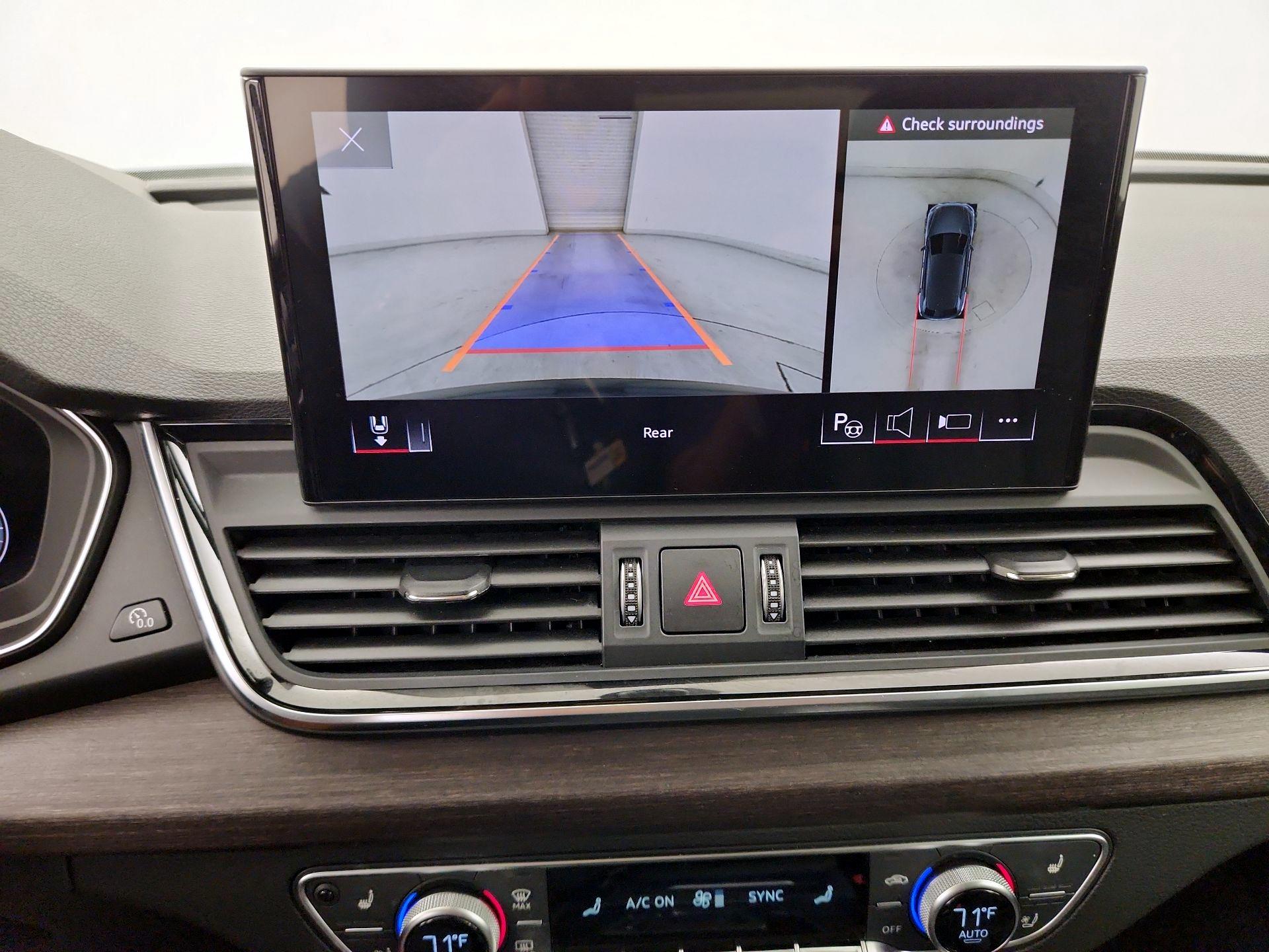 Thumbnail: 2021 Audi Q5 - 15