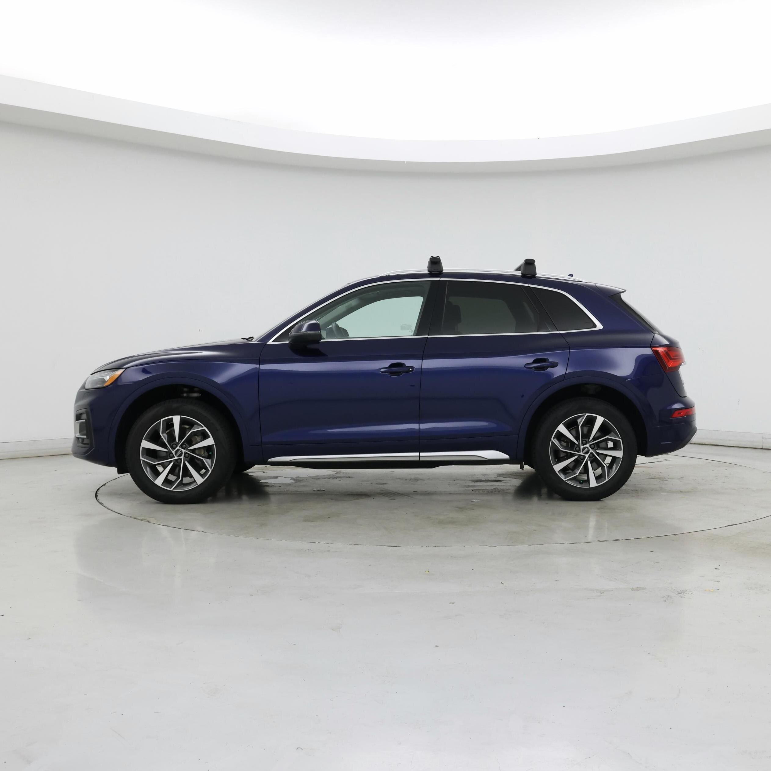 Thumbnail: 2021 Audi Q5 - 3