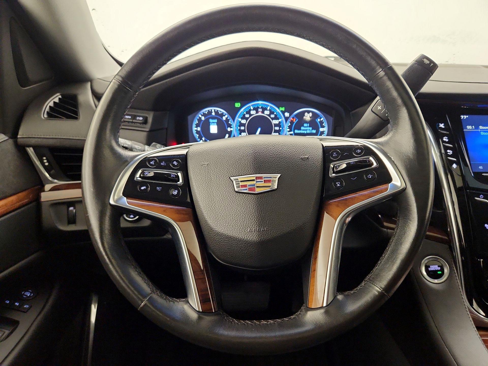 Thumbnail: 2015 Cadillac Escalade - 10