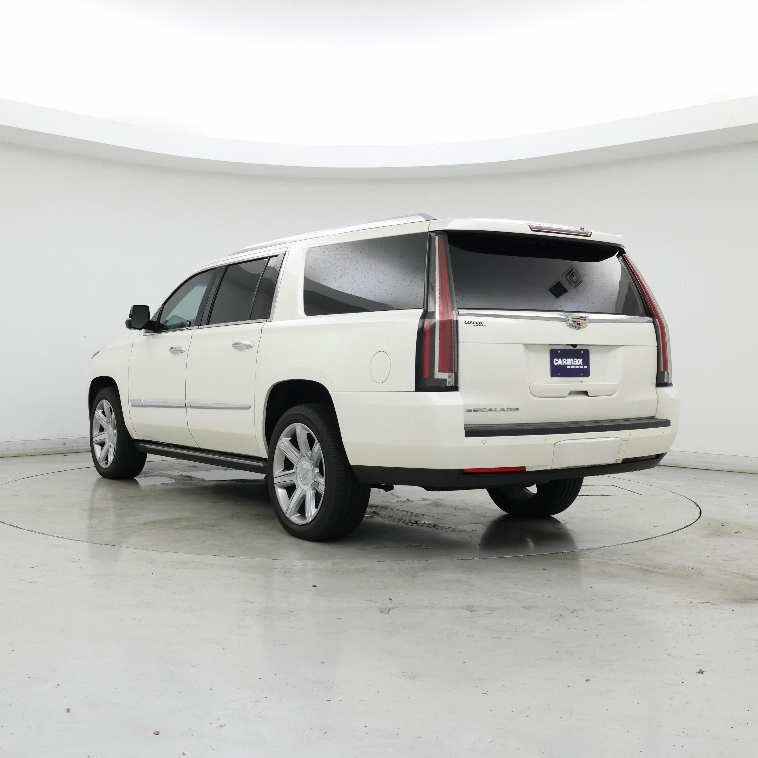 Thumbnail: 2015 Cadillac Escalade - 2