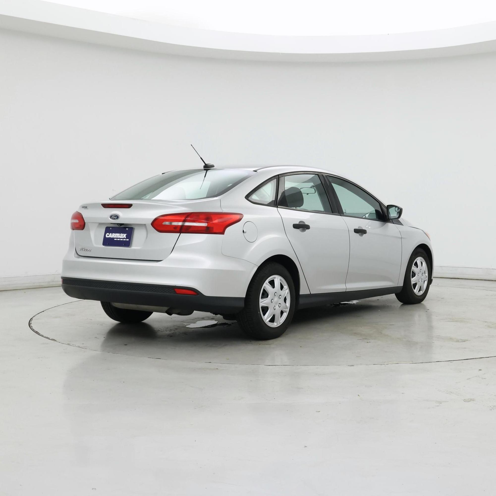 Thumbnail: 2018 Ford Focus - 8