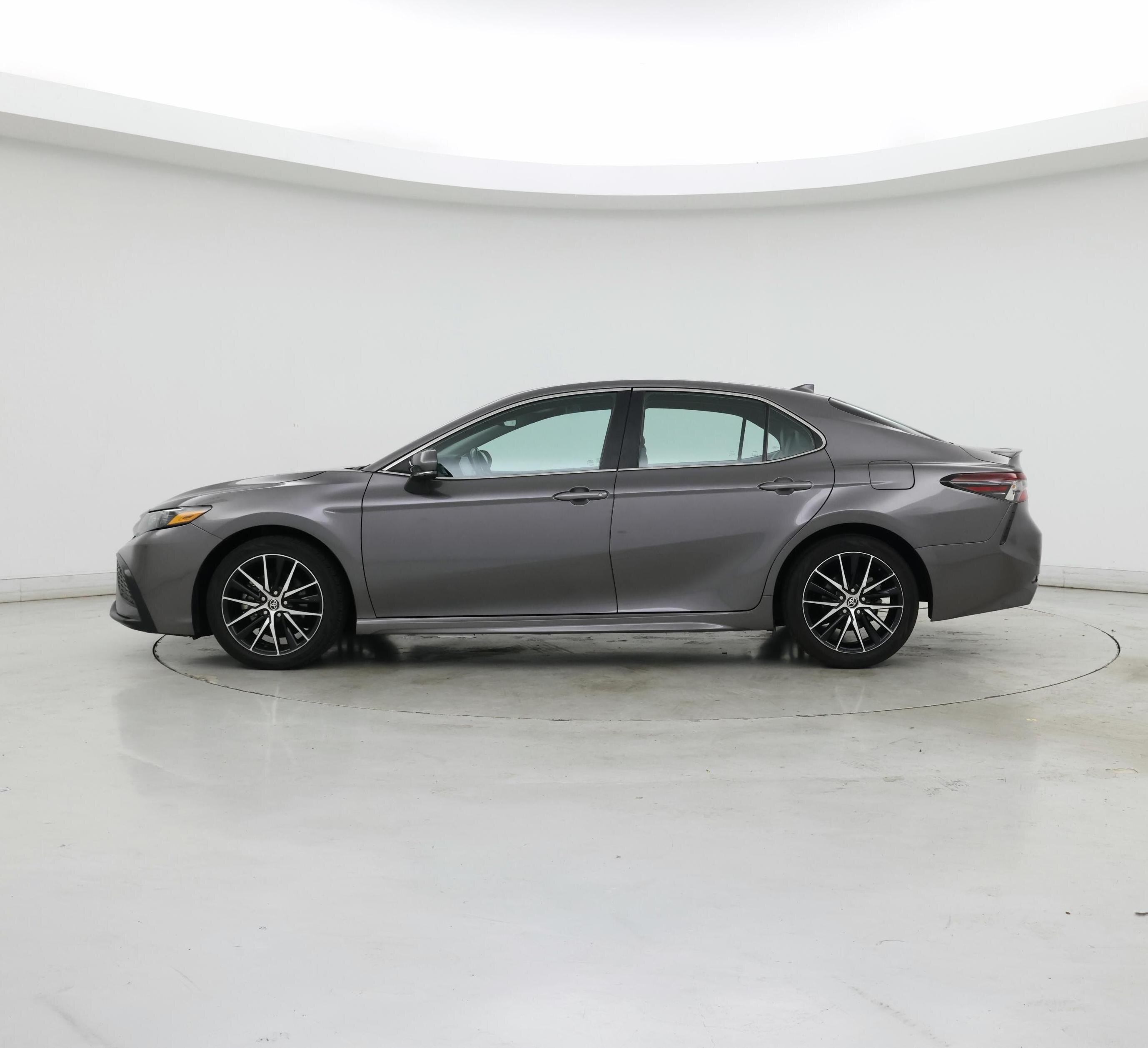 Thumbnail: 2023 Toyota Camry - 3