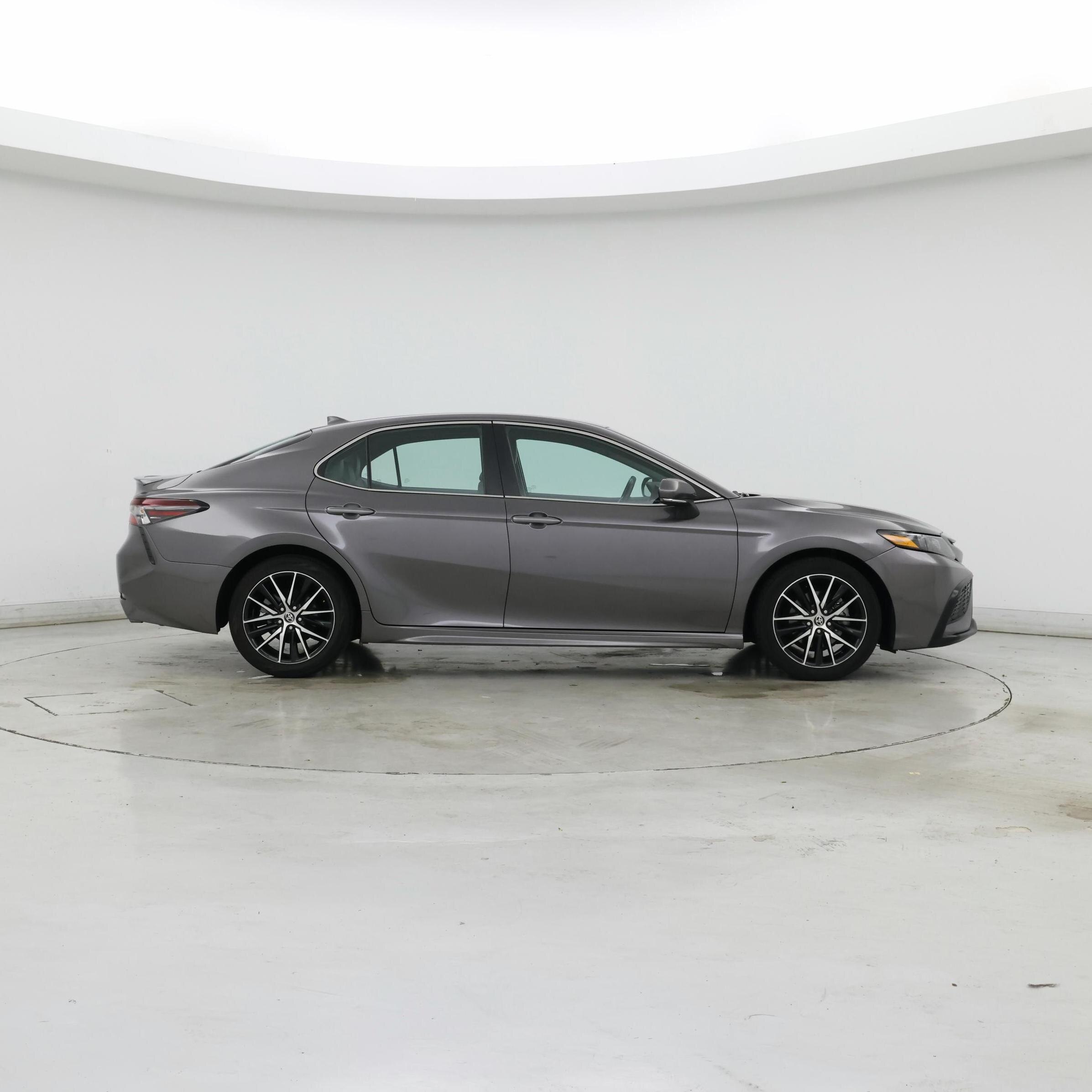 Thumbnail: 2023 Toyota Camry - 7