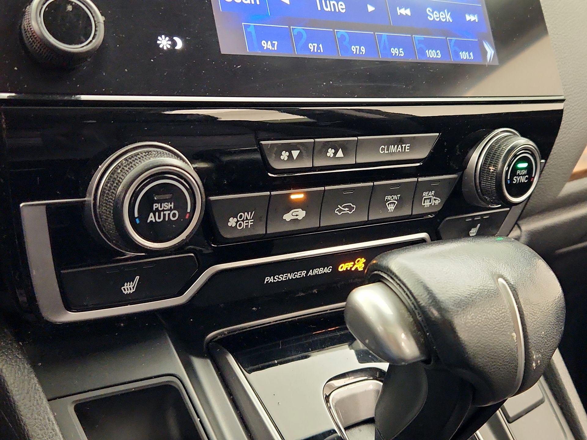 Thumbnail: 2018 Honda CR-V - 16