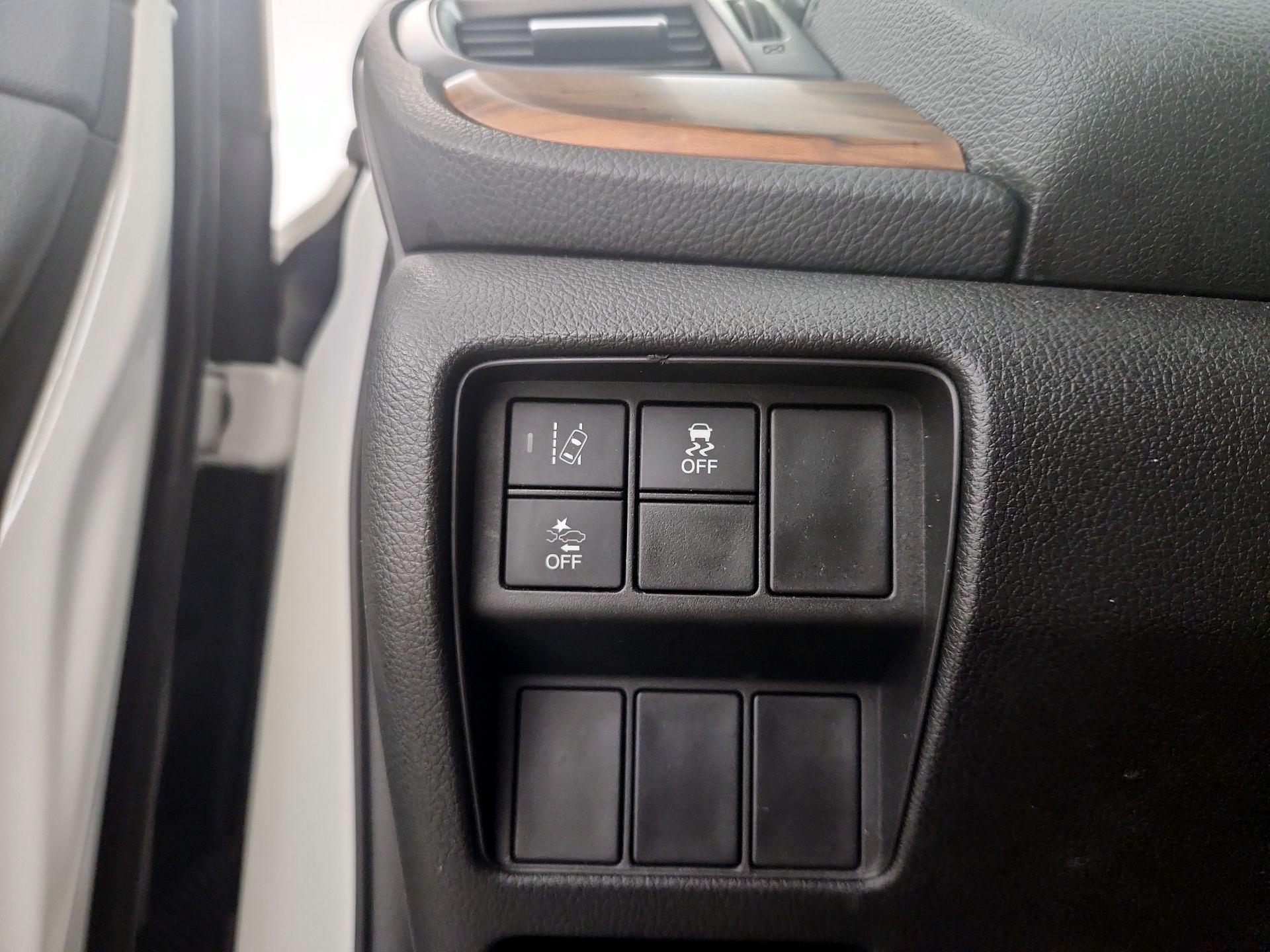 Thumbnail: 2019 Honda CR-V - 13