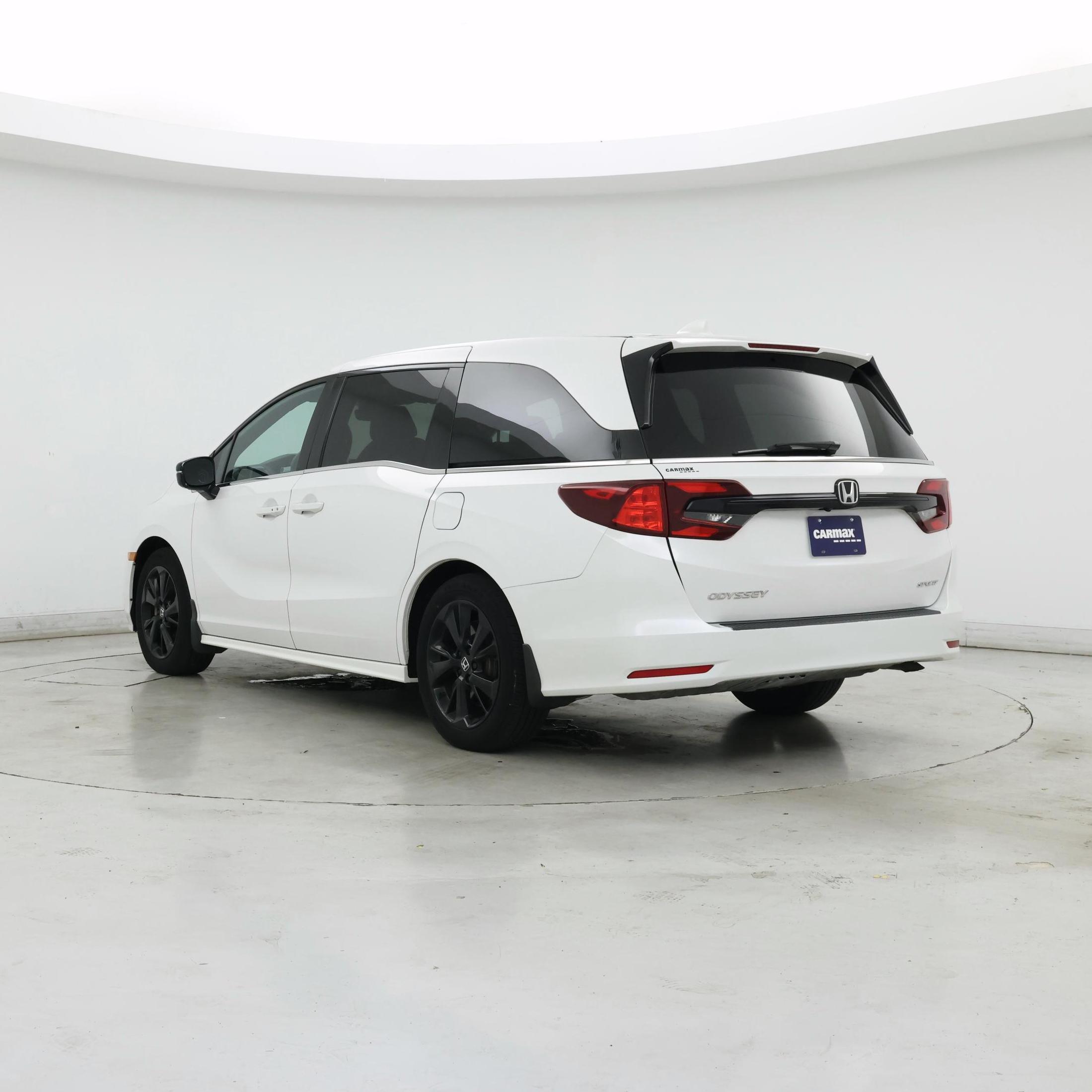 Thumbnail: 2023 Honda Odyssey - 2