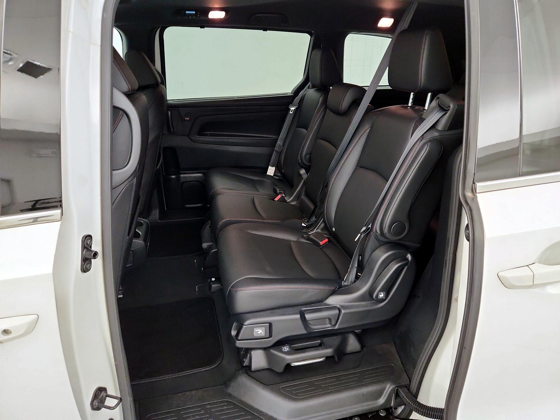 Thumbnail: 2023 Honda Odyssey - 20