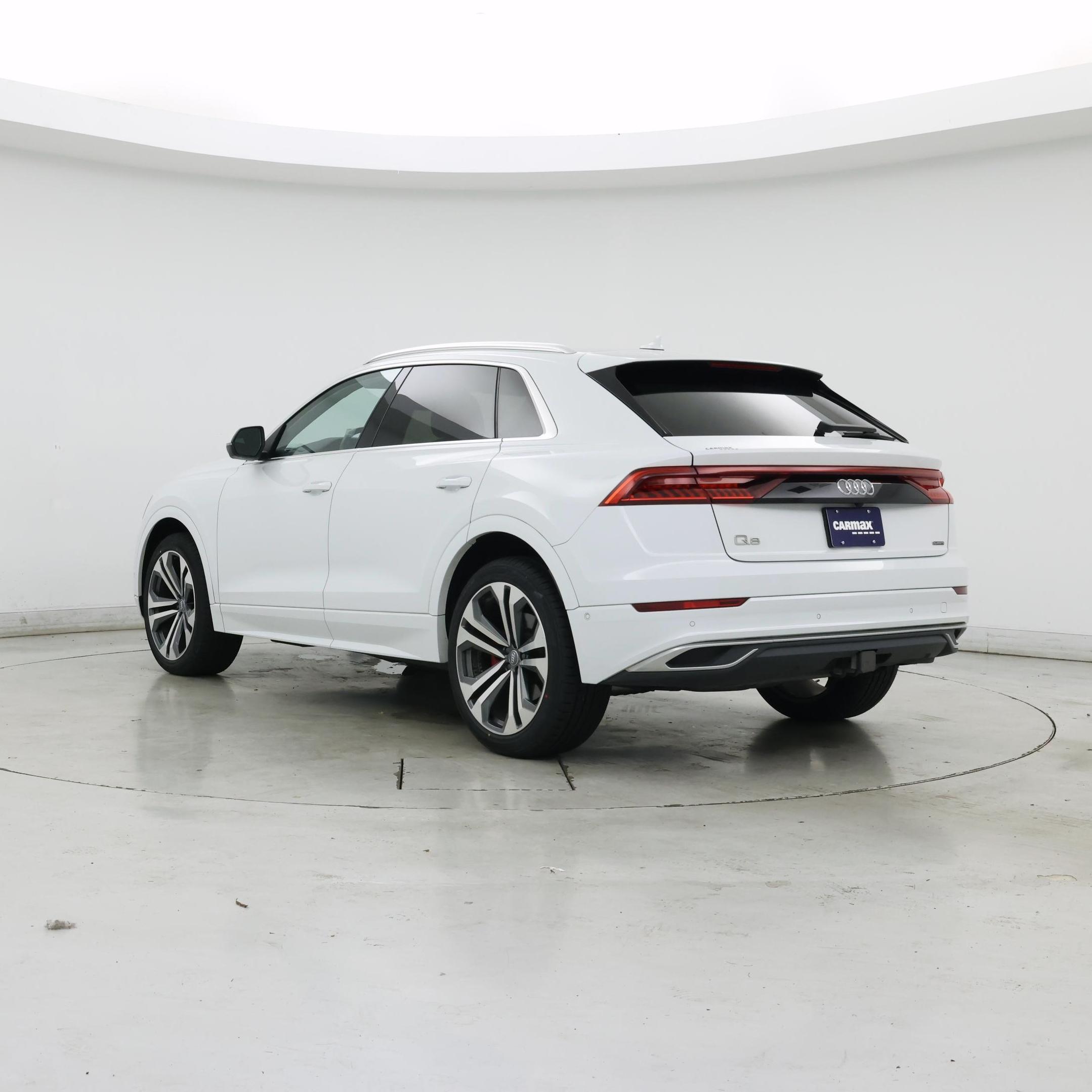 Thumbnail: 2019 Audi Q8 - 2