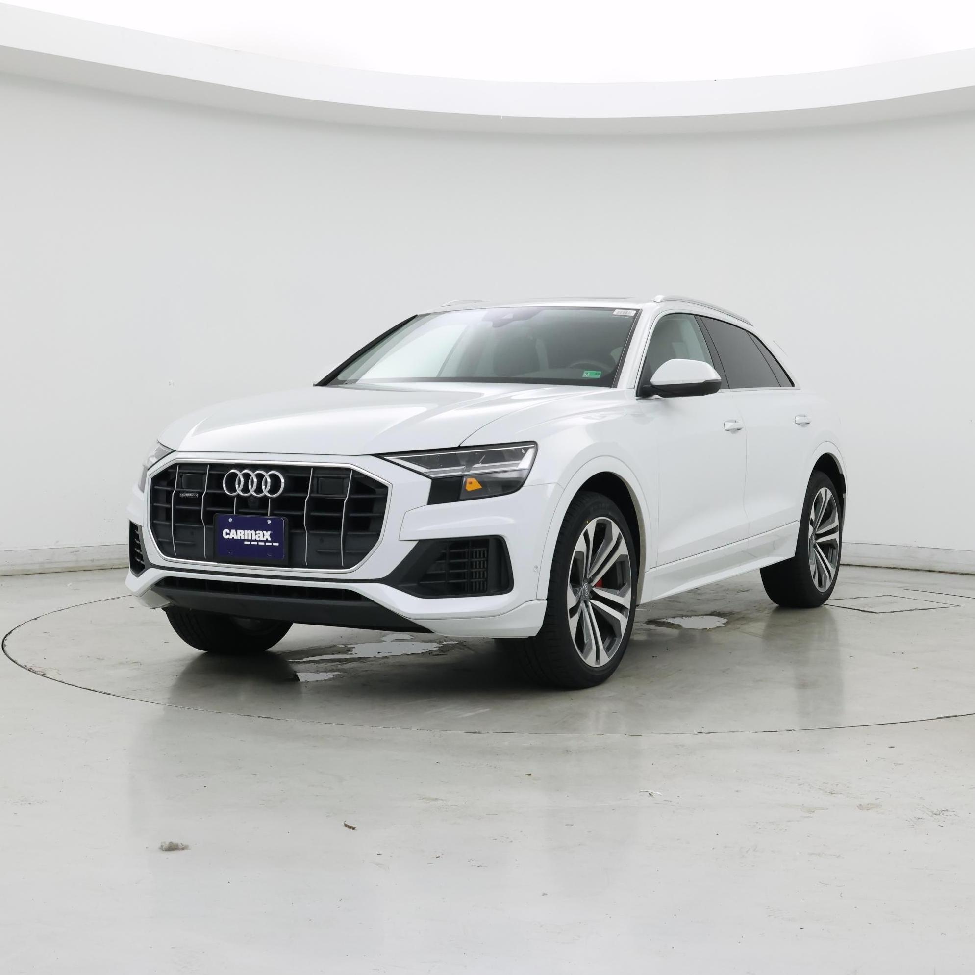 Thumbnail: 2019 Audi Q8 - 4