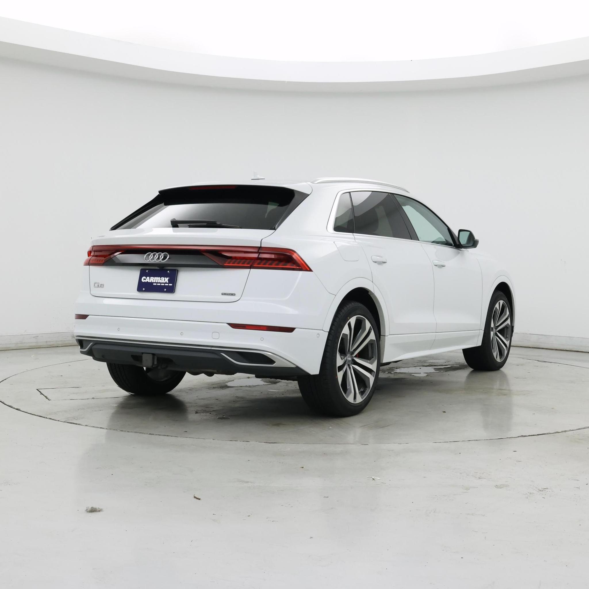 Thumbnail: 2019 Audi Q8 - 8