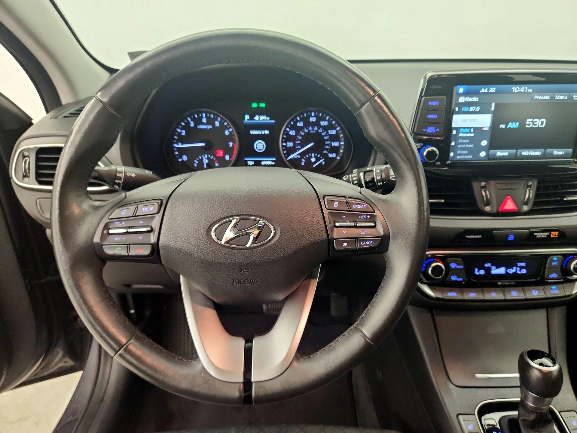 Thumbnail: 2018 Hyundai Elantra - 10