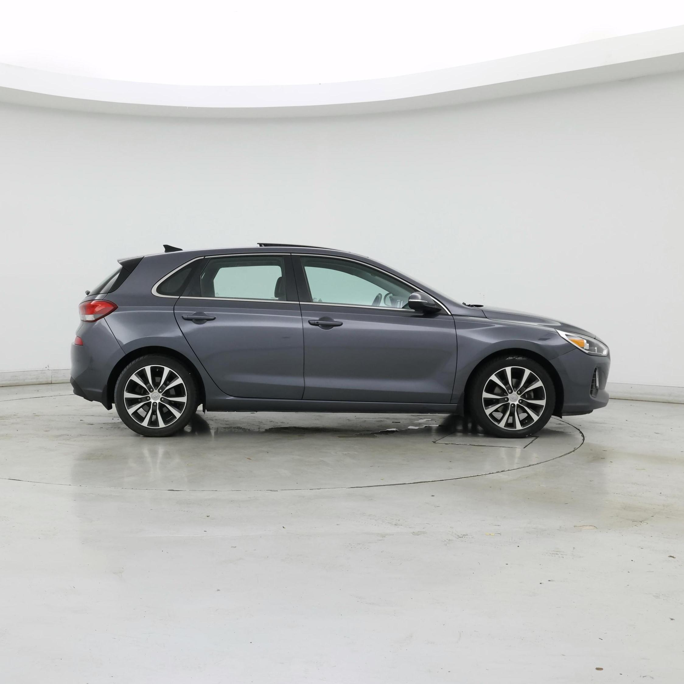 Thumbnail: 2018 Hyundai Elantra - 7