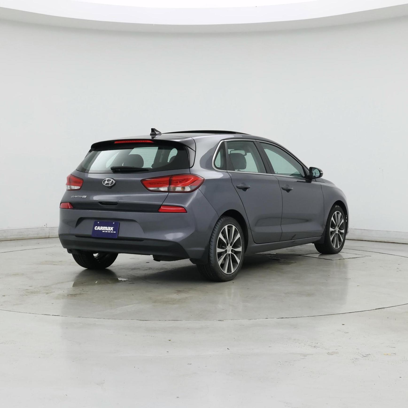 Thumbnail: 2018 Hyundai Elantra - 8