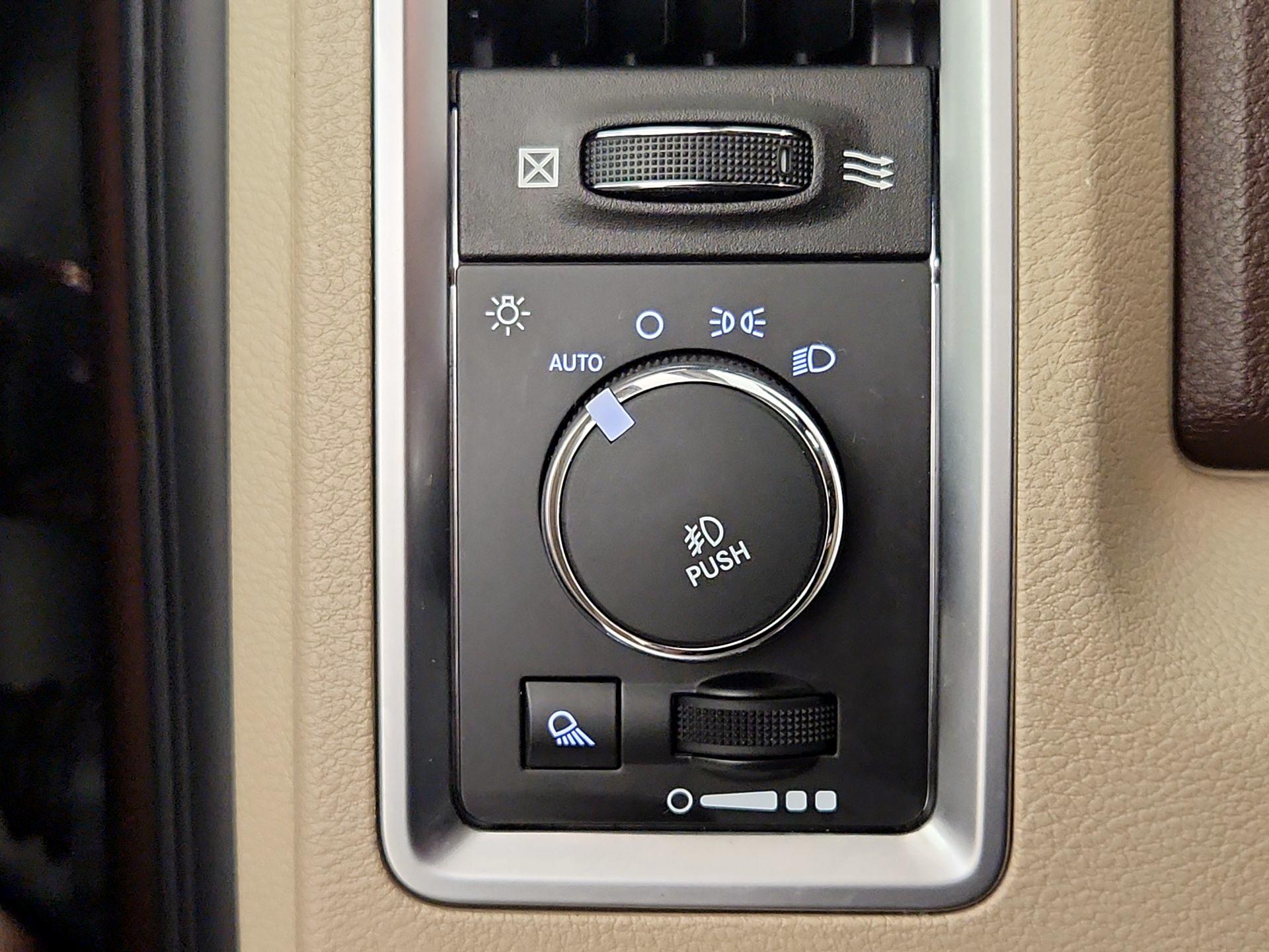 Thumbnail: 2014 RAM 1500 - 13